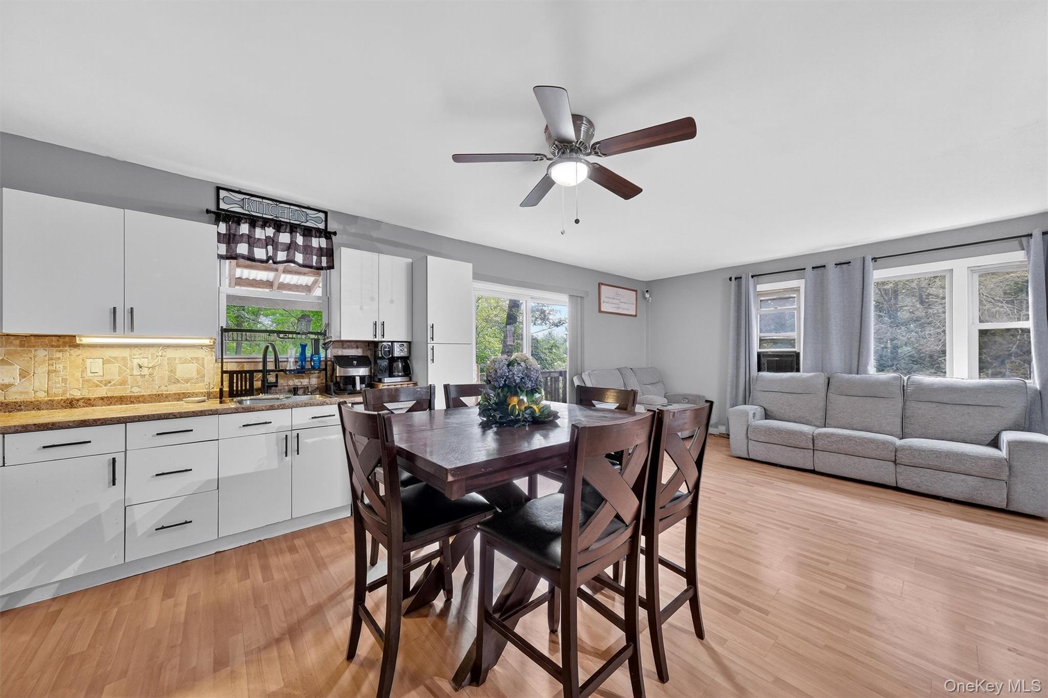 Single Family Walnut Putnam County, NY 10537, MLS-900584-8