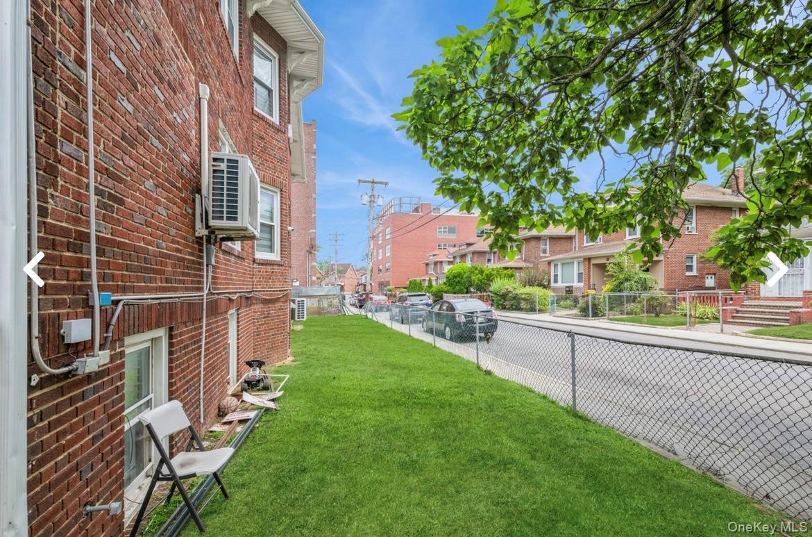 Single Family Beach 12th  Queens, NY 11691, MLS-900586-17