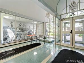 Apartment Little Neck  Queens, NY 11362, MLS-900613-4