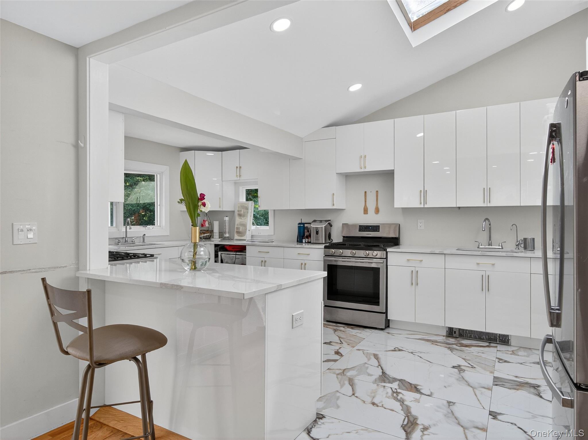 Single Family Eleanor Rockland County, NY 10952, MLS-900618-17