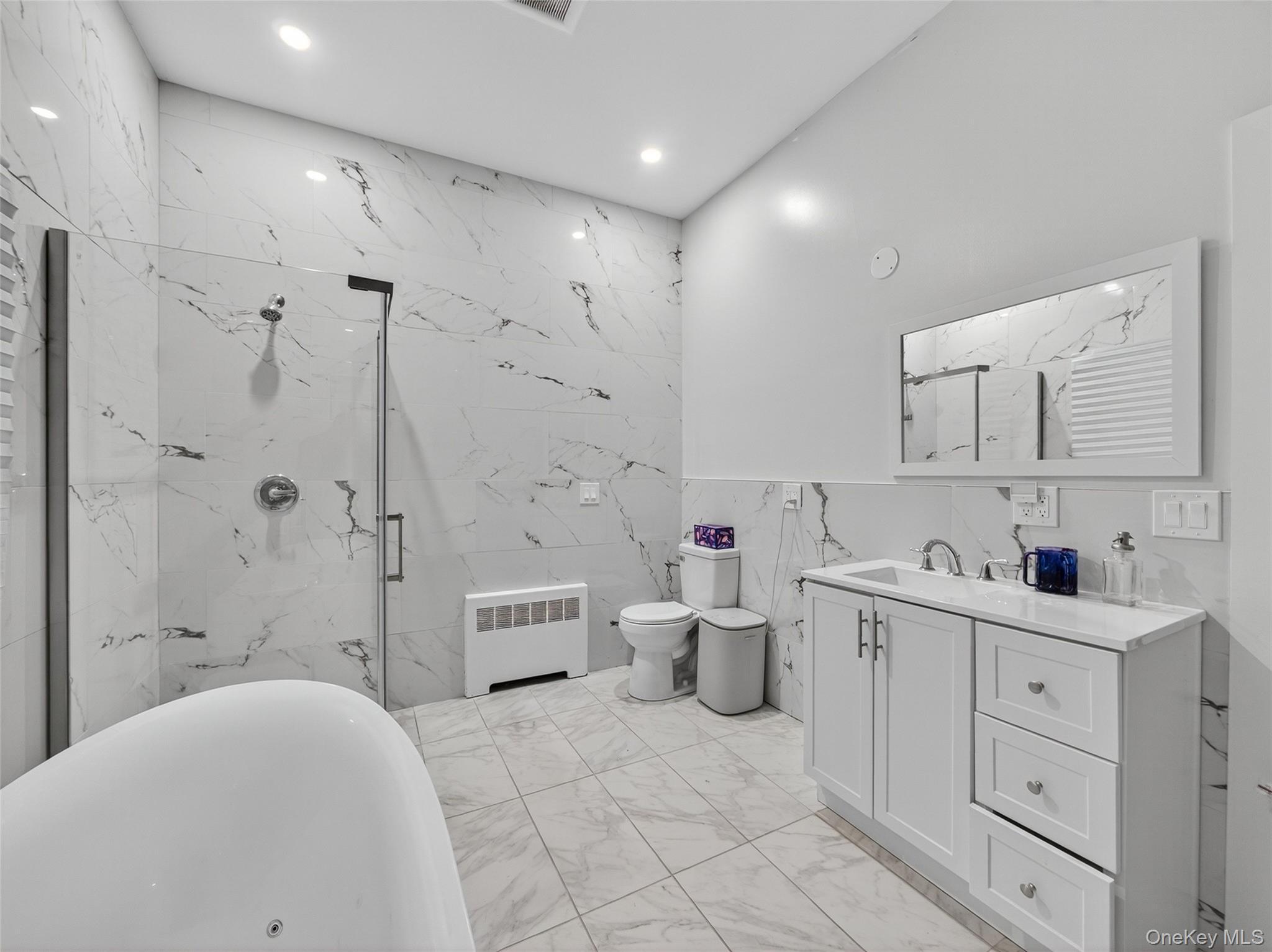 Single Family Eleanor Rockland County, NY 10952, MLS-900618-22