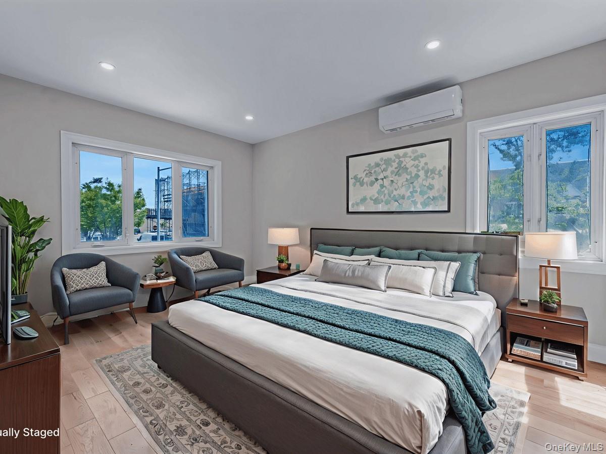 Single Family 72 Crescent  Queens, NY 11367, MLS-900621-14