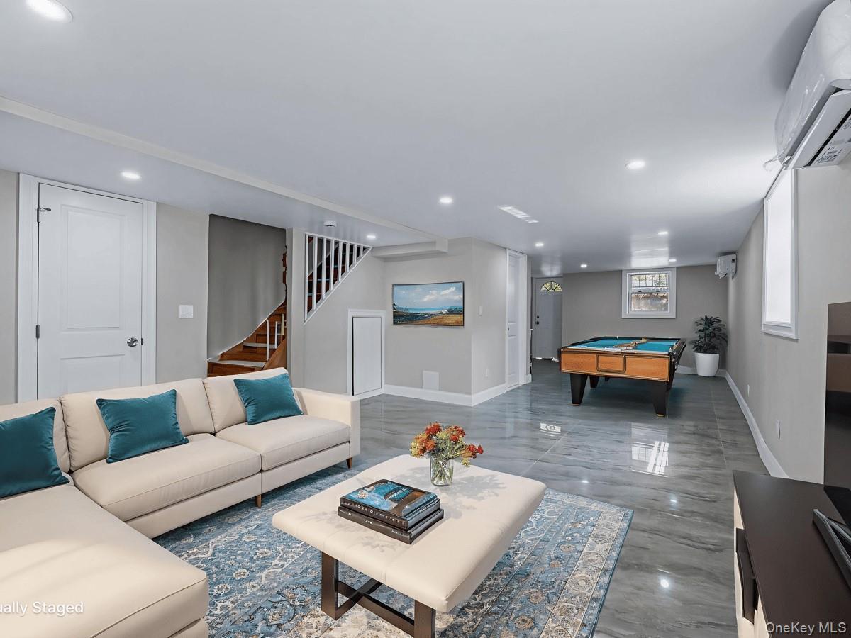 Single Family 72 Crescent  Queens, NY 11367, MLS-900621-17