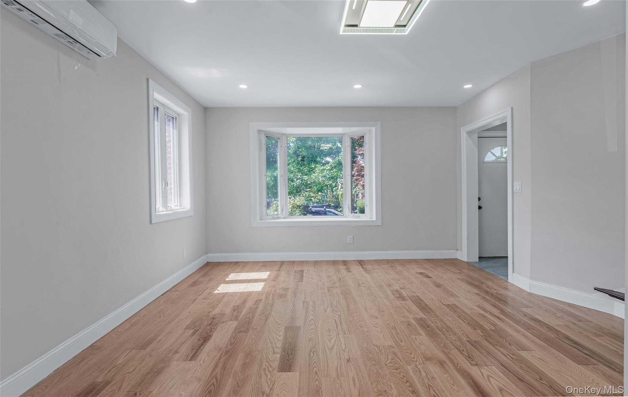 Single Family 72 Crescent  Queens, NY 11367, MLS-900621-6