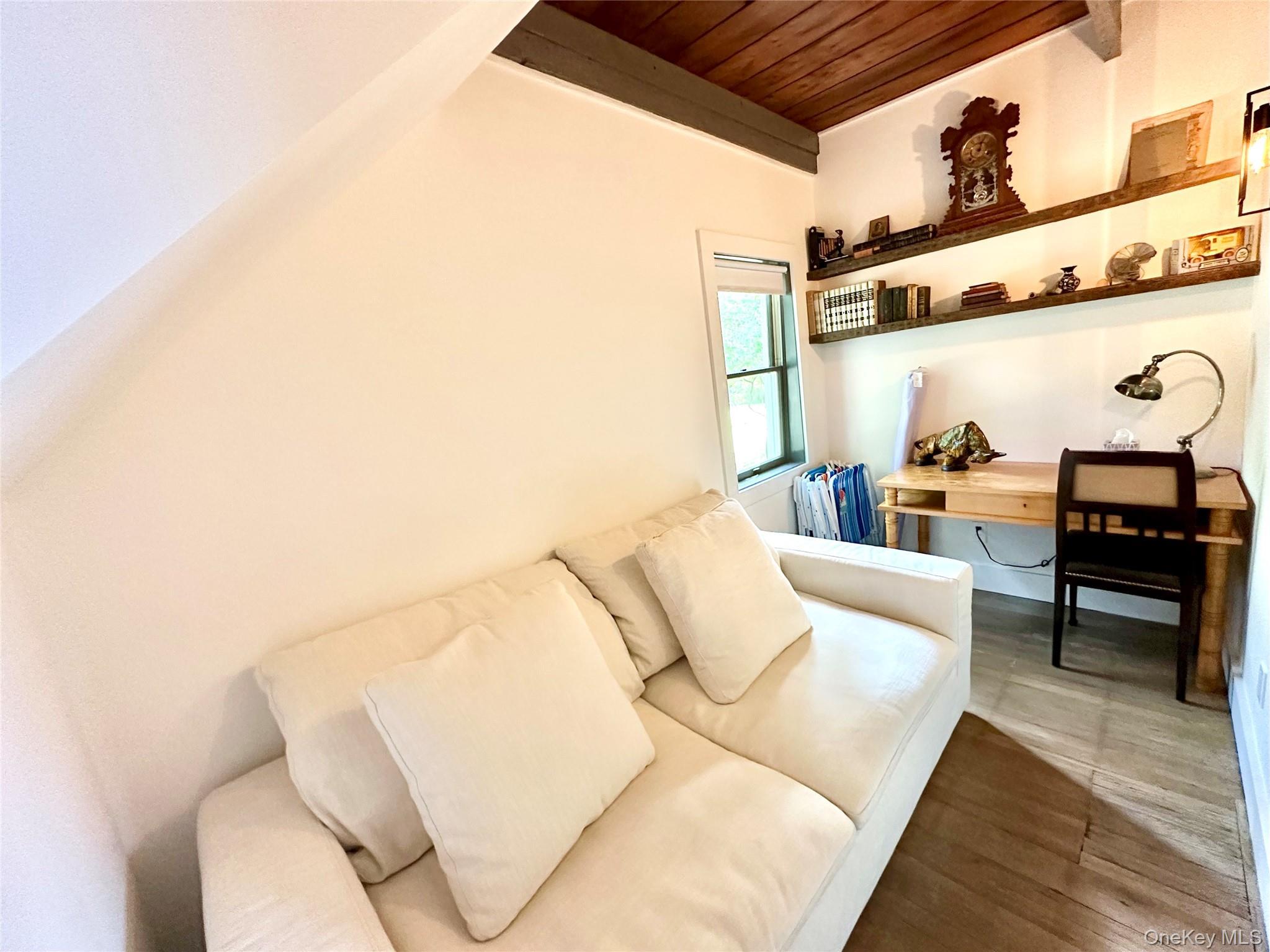 Single Family Brick Kiln Suffolk County, NY 11963, MLS-900651-10