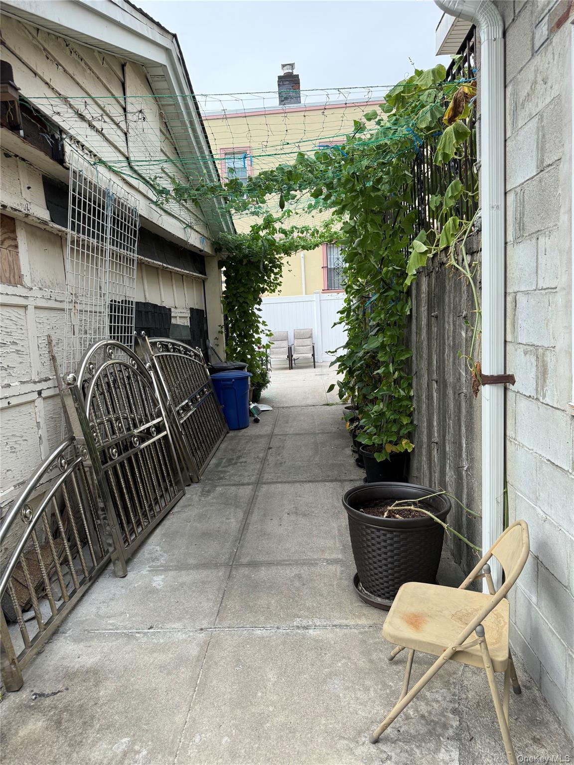 Single Family Lincoln  Brooklyn, NY 11208, MLS-900669-13