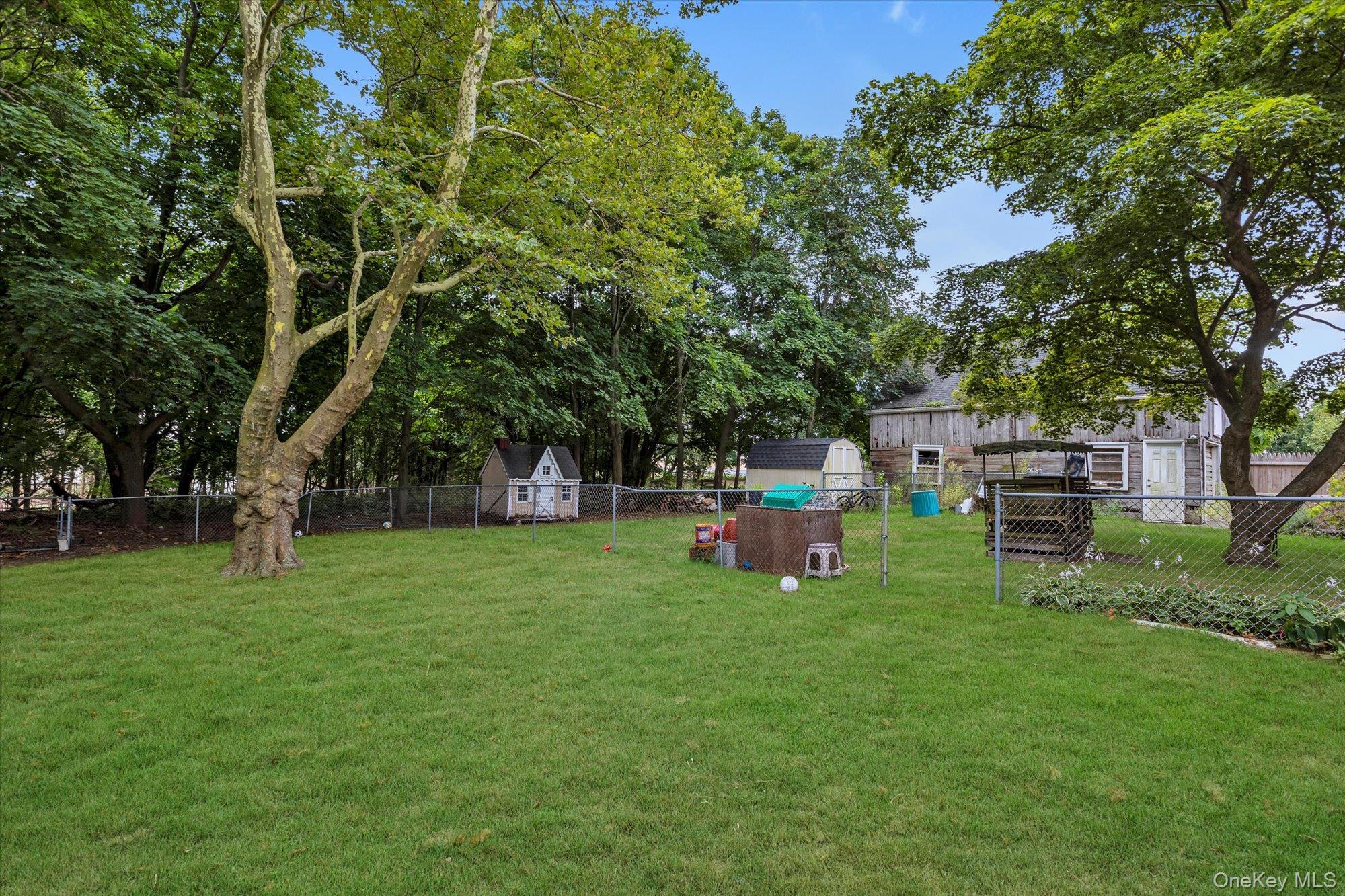 Single Family Main  Suffolk County, NY 11931, MLS-900694-10