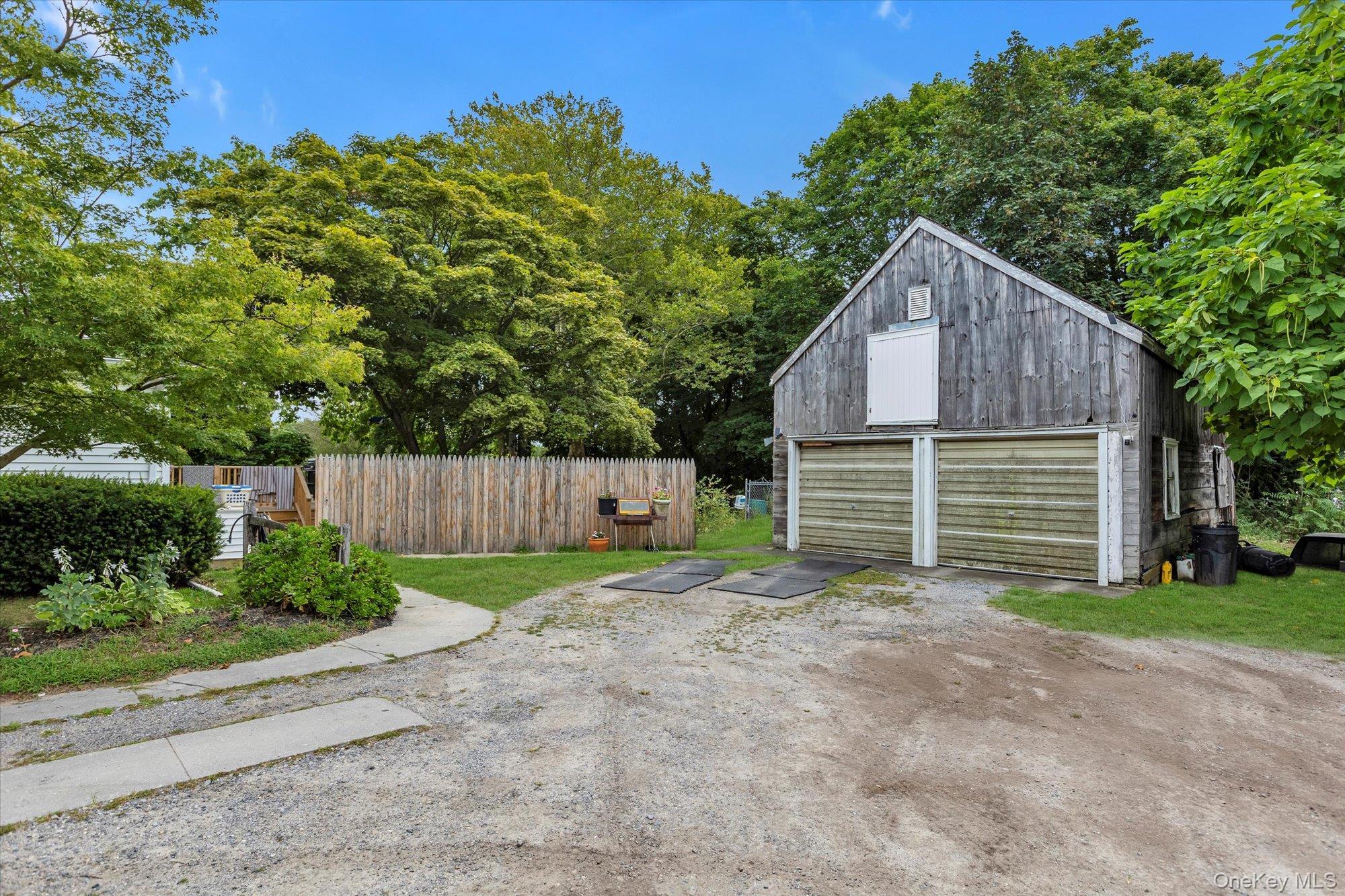 Single Family Main  Suffolk County, NY 11931, MLS-900694-4