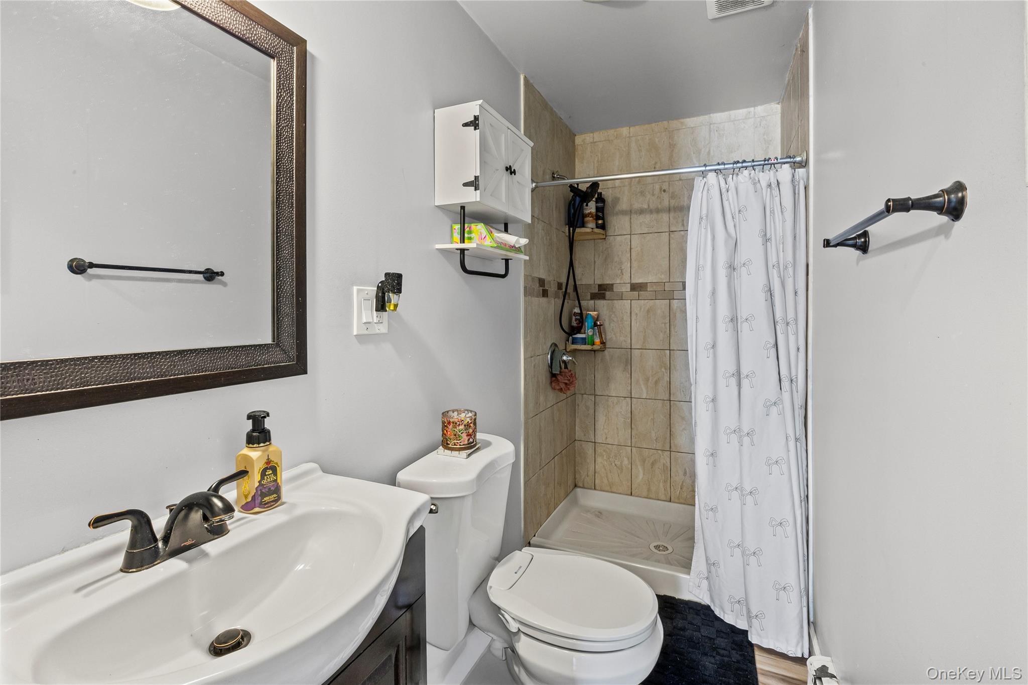 Single Family Edgewater  Suffolk County, NY 11951, MLS-900732-15