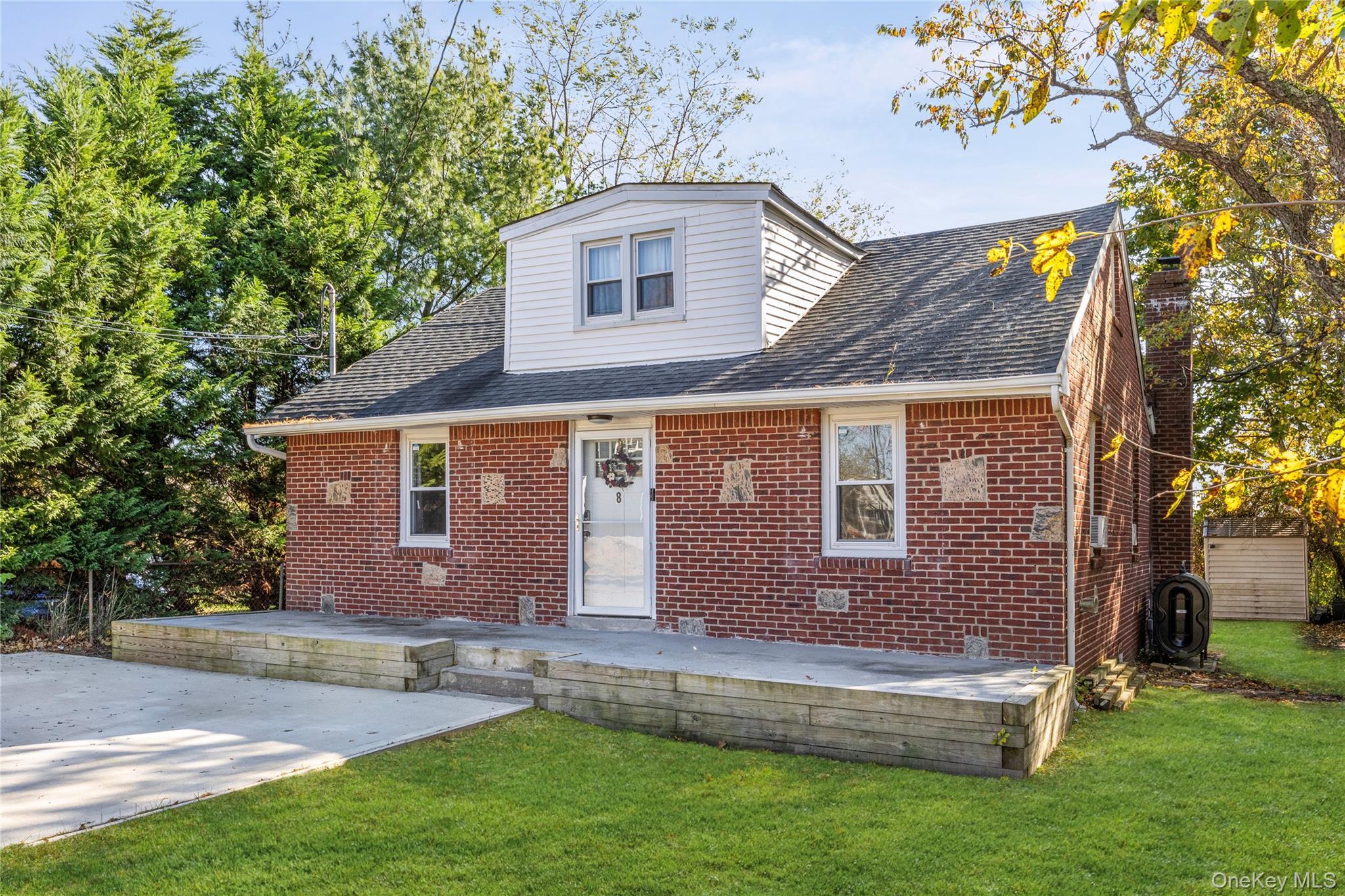 Single Family Edgewater  Suffolk County, NY 11951, MLS-900732-2