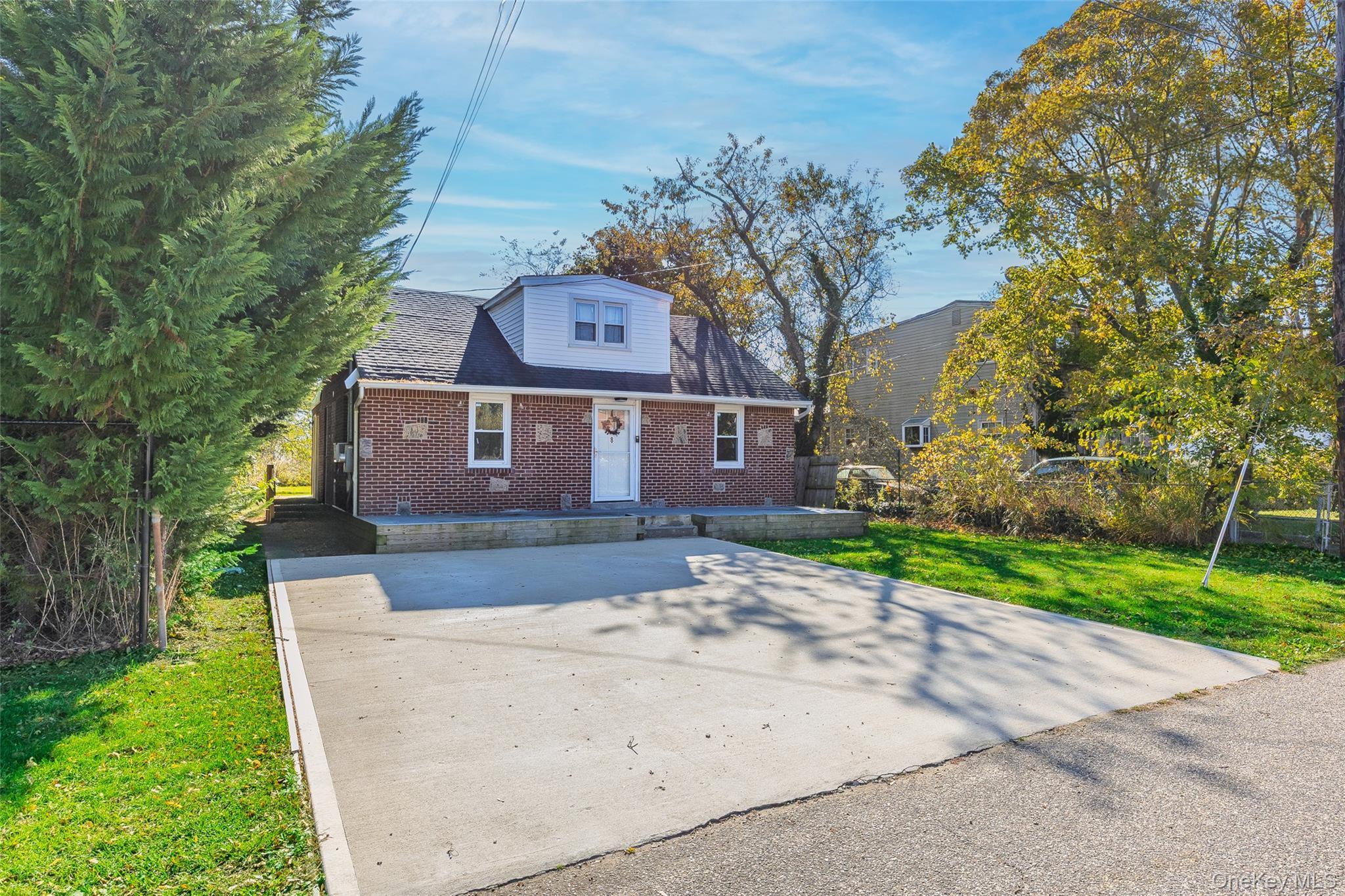 Single Family Edgewater  Suffolk County, NY 11951, MLS-900732-4