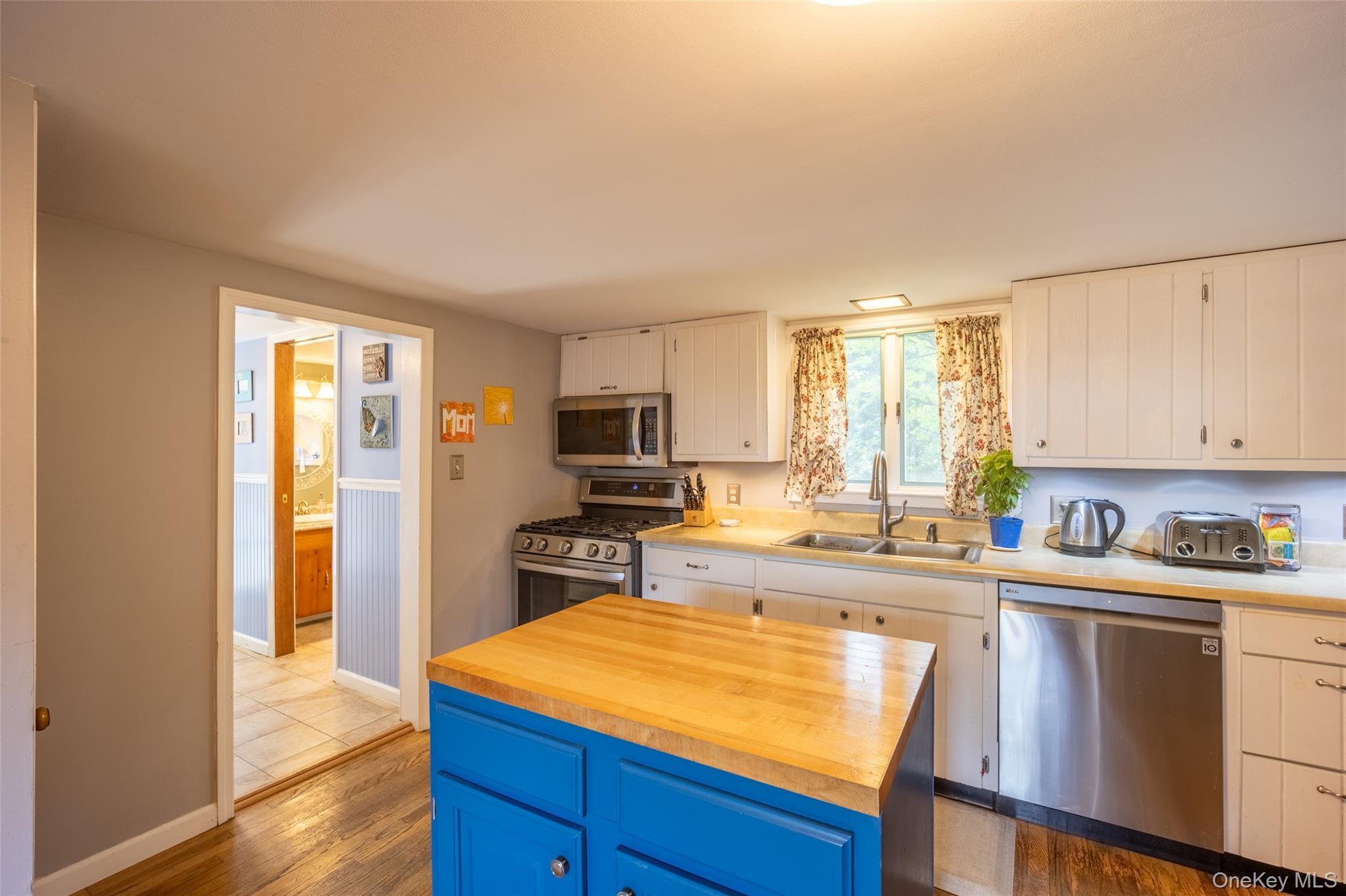 Single Family North Dutchess County, NY 12569, MLS-900734-13