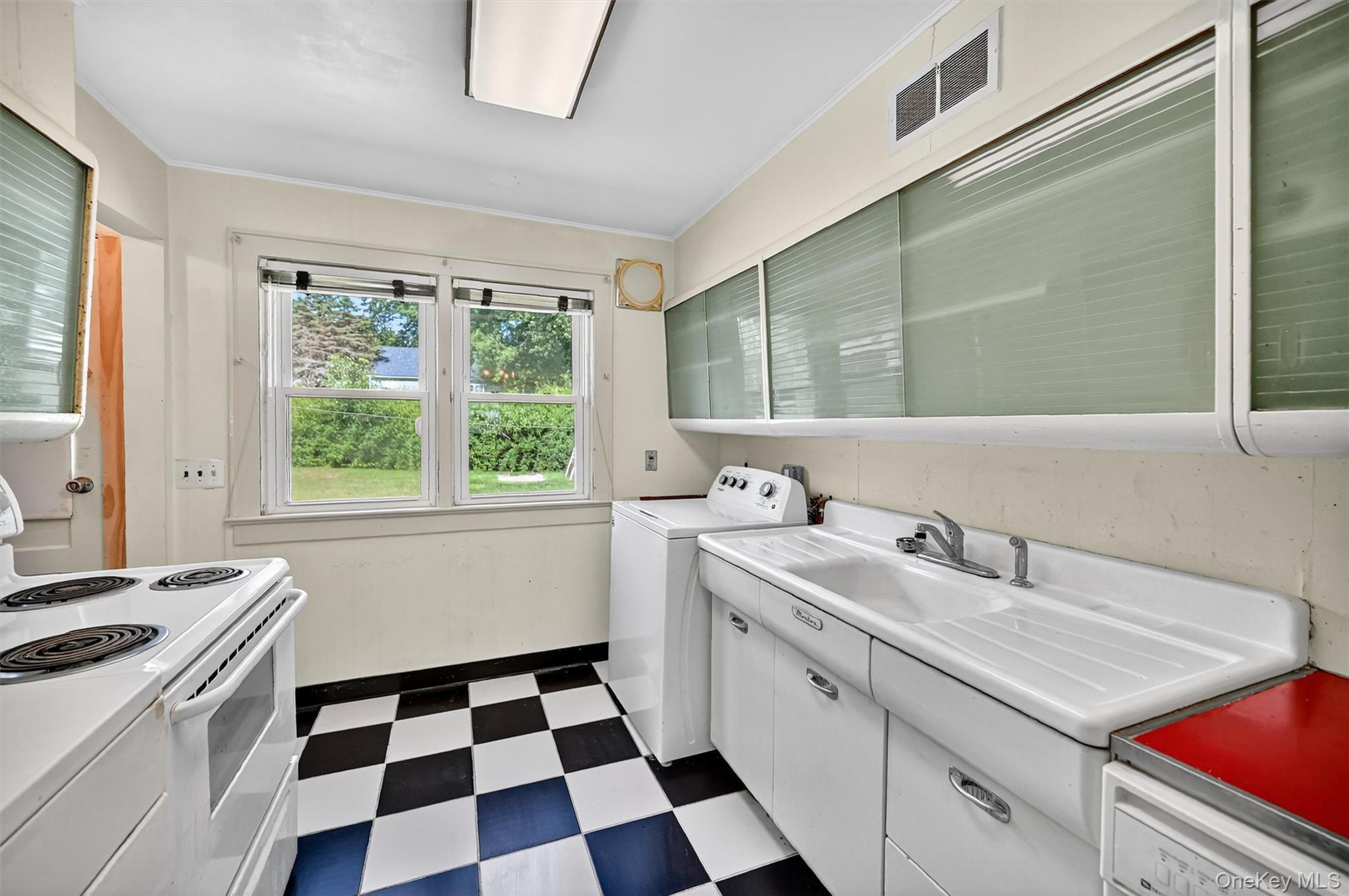 Single Family Apple Lane Orange County, NY 10940, MLS-900782-14