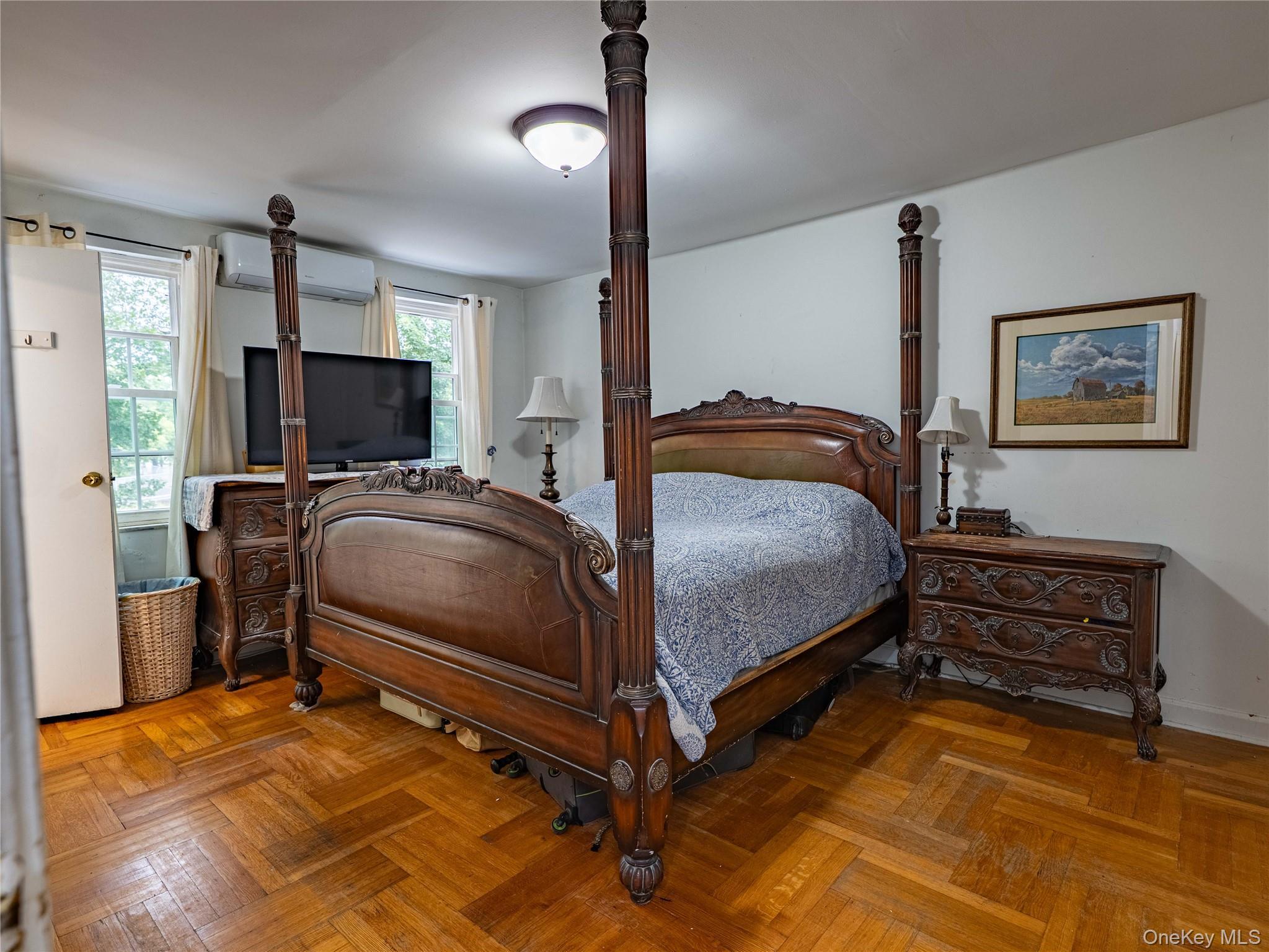 Single Family Bailey  Bronx, NY 10463, MLS-900790-12