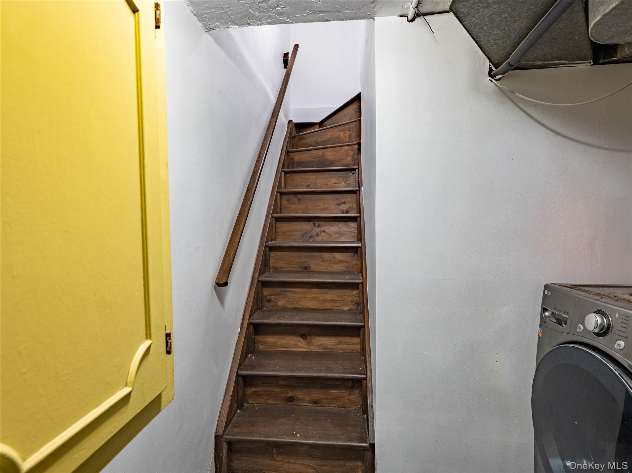 Single Family Bailey  Bronx, NY 10463, MLS-900790-18