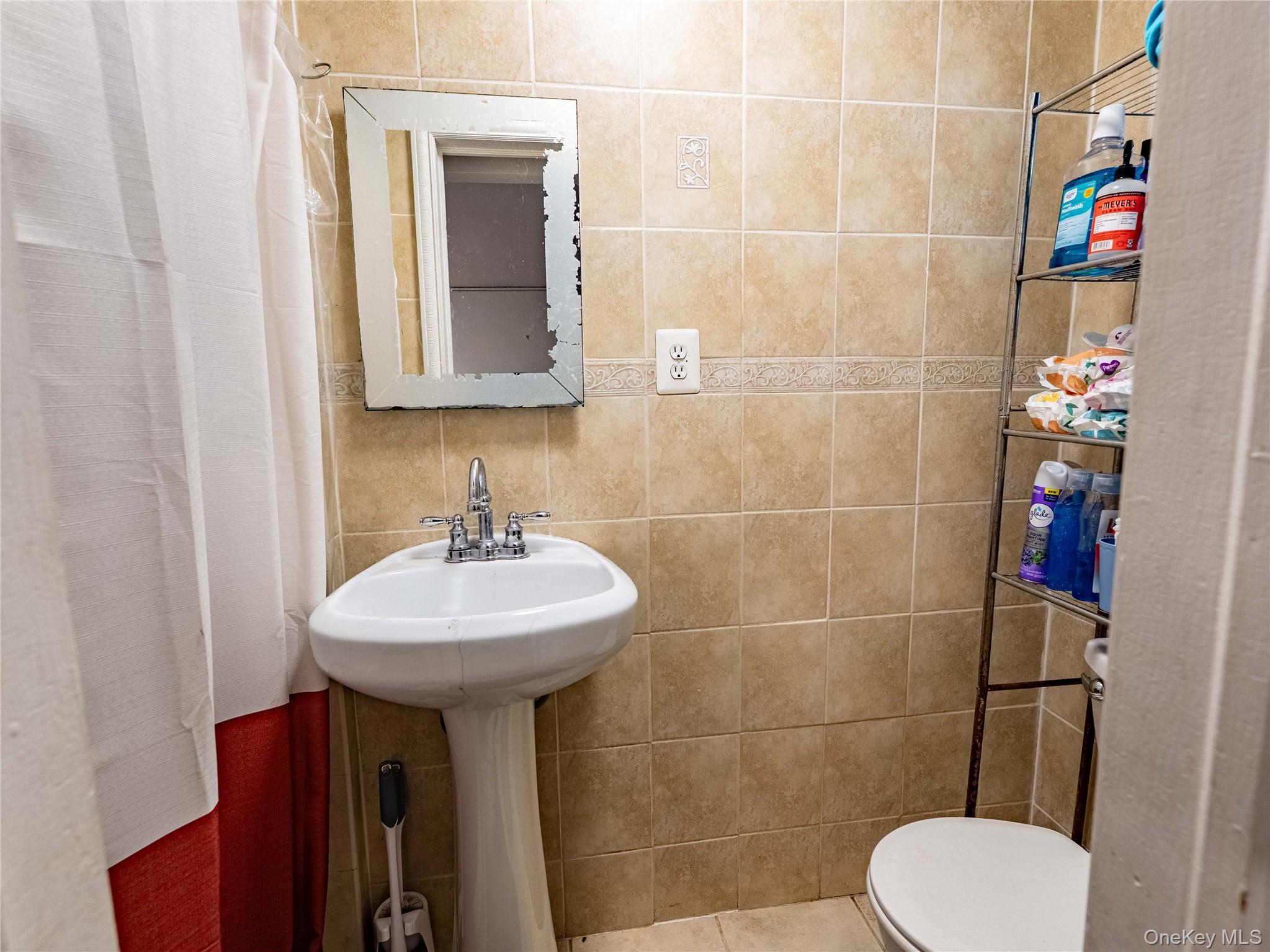 Single Family Bailey  Bronx, NY 10463, MLS-900790-21
