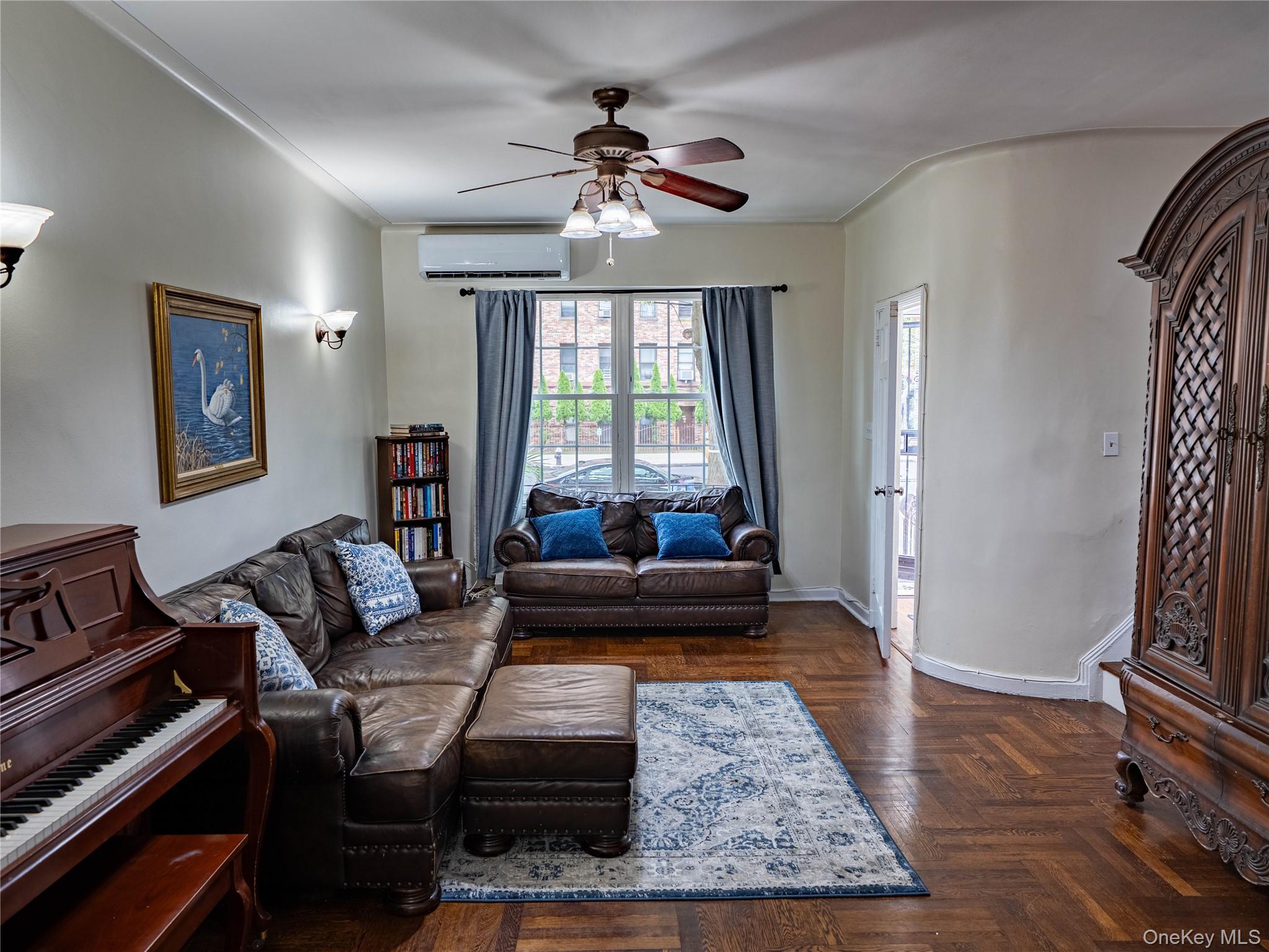 Single Family Bailey  Bronx, NY 10463, MLS-900790-3
