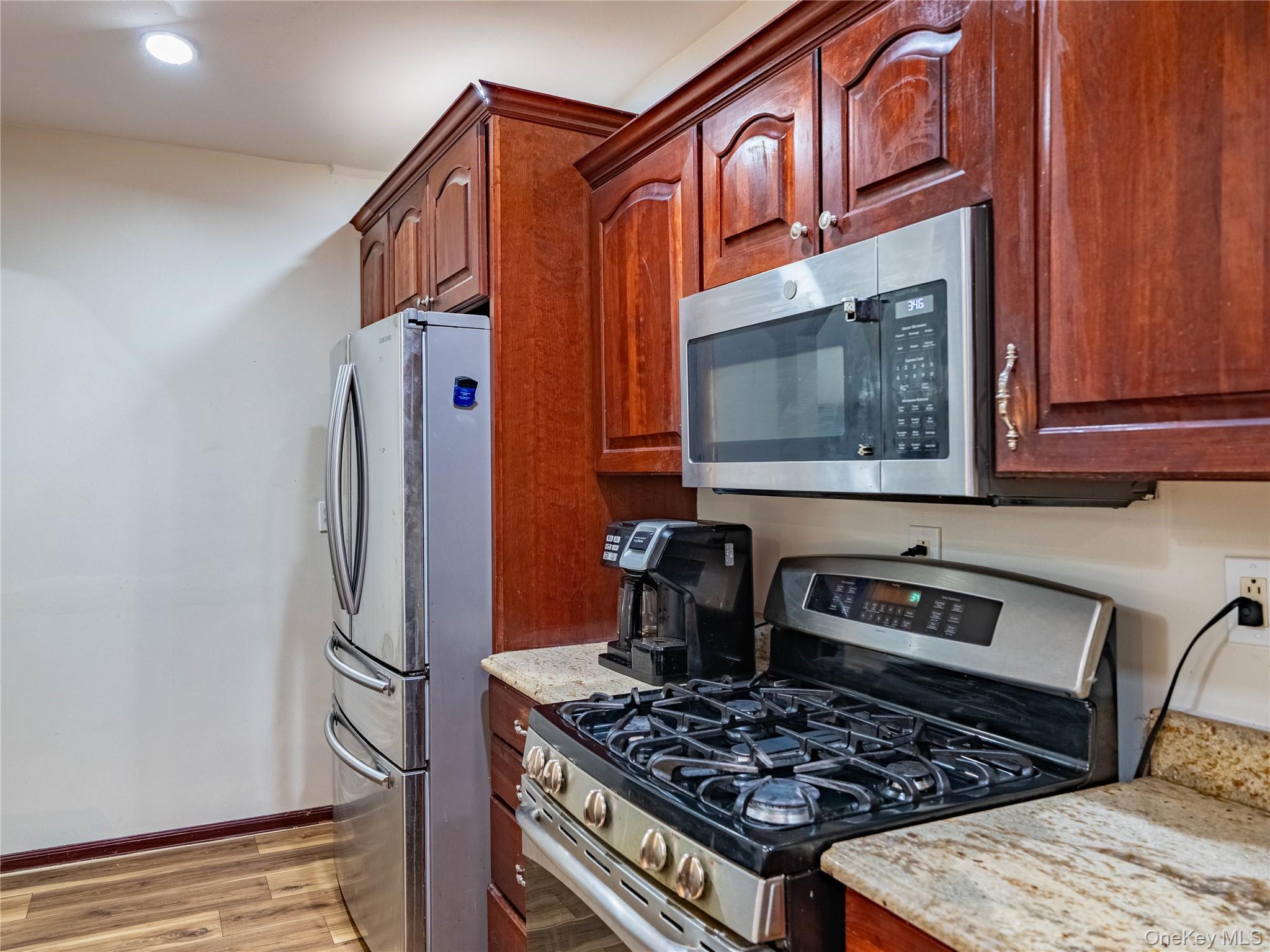 Single Family Bailey  Bronx, NY 10463, MLS-900790-6