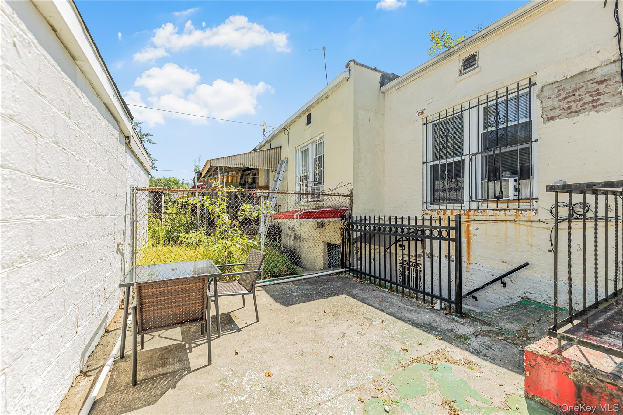 Single Family Murdock  Queens, NY 11429, MLS-900792-23
