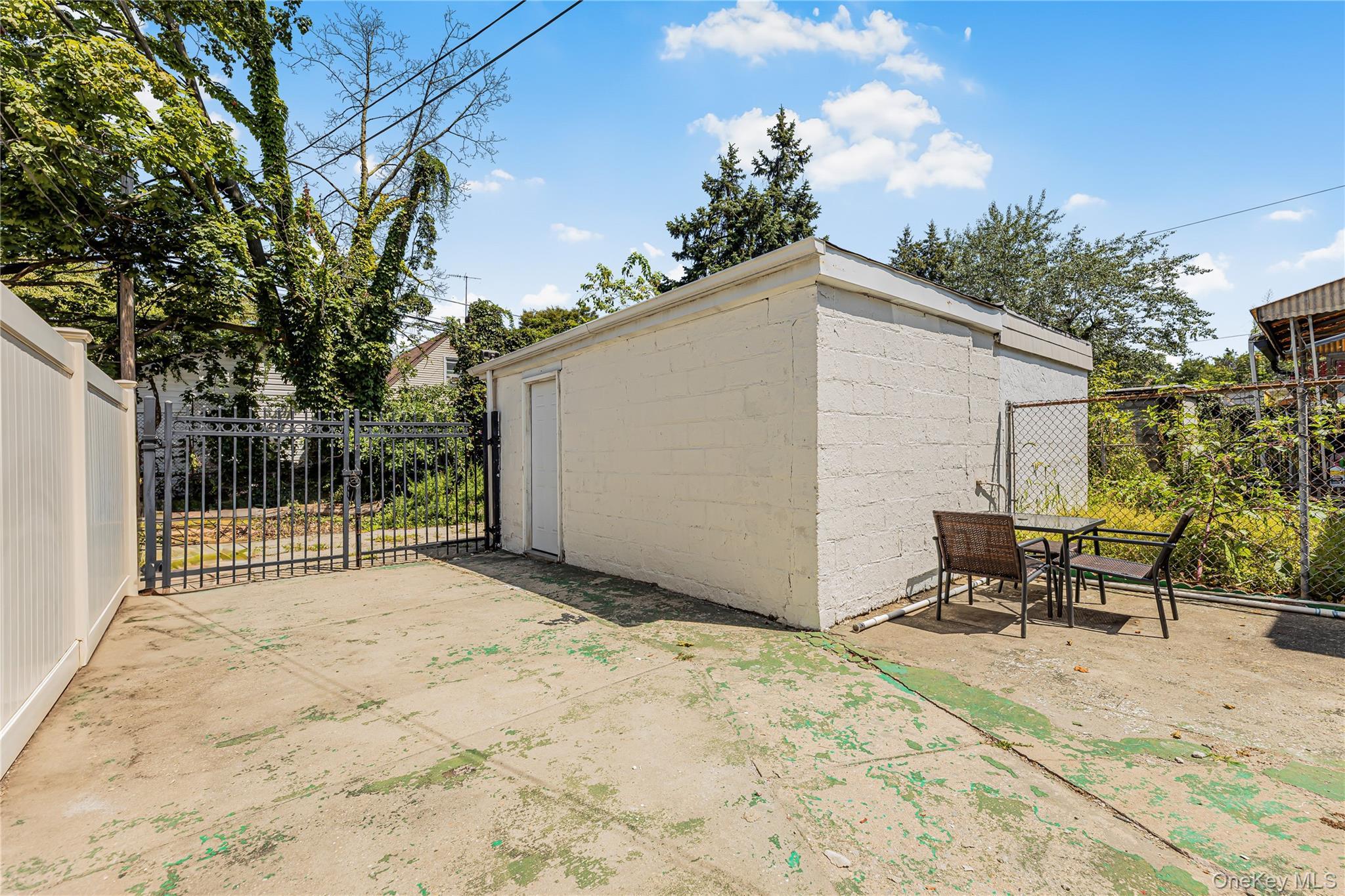 Single Family Murdock  Queens, NY 11429, MLS-900792-26
