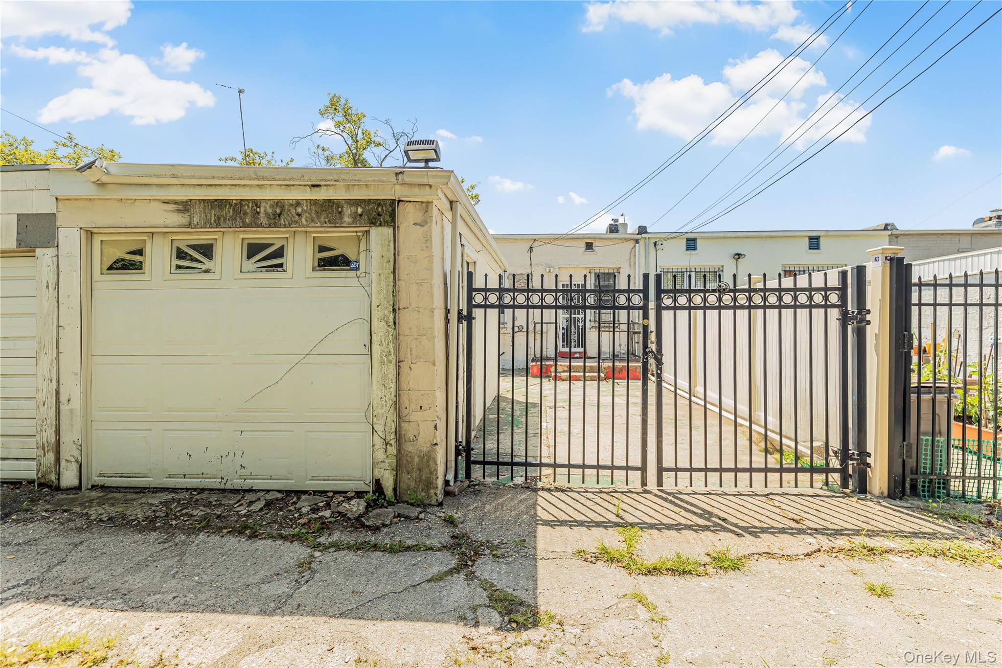 Single Family Murdock  Queens, NY 11429, MLS-900792-27