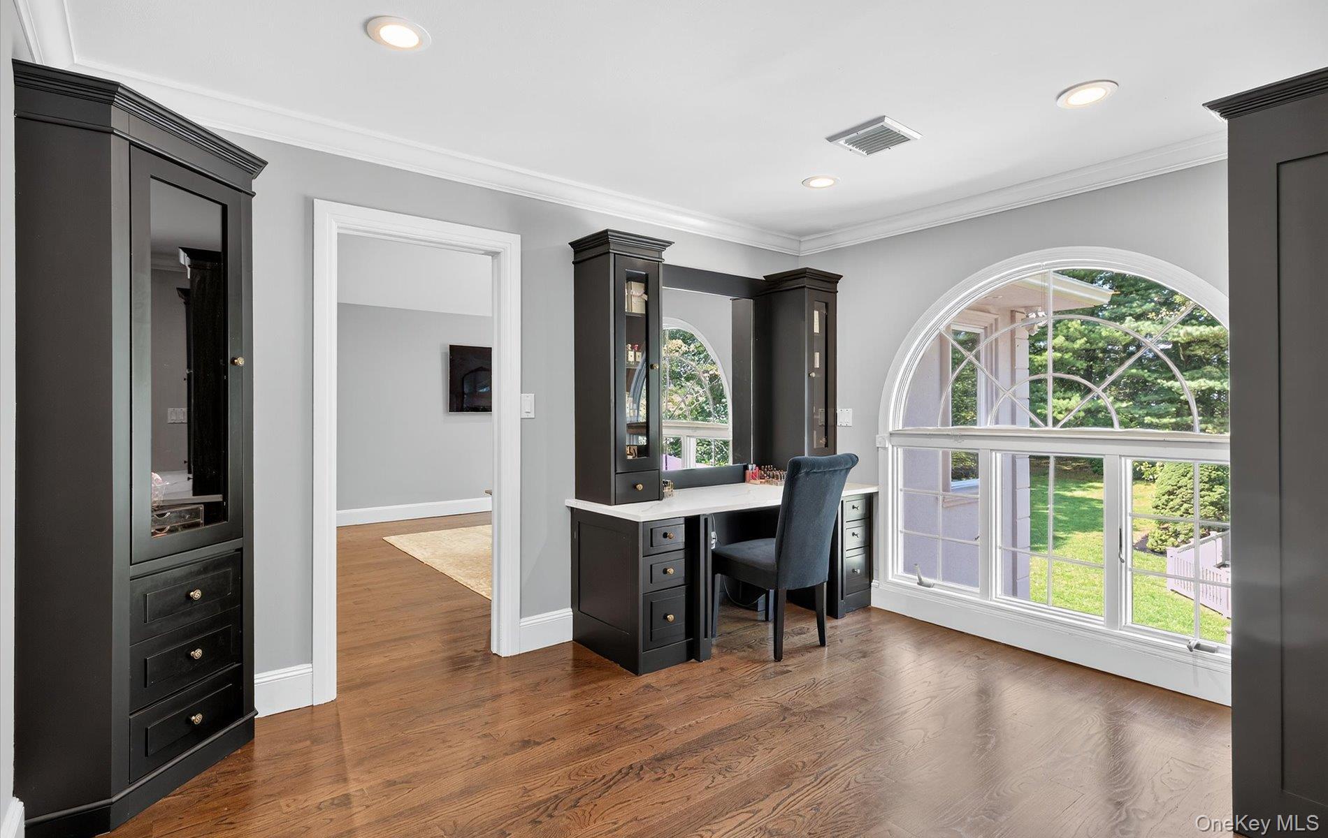 Single Family Yukon Nassau County, NY 11797, MLS-900809-22