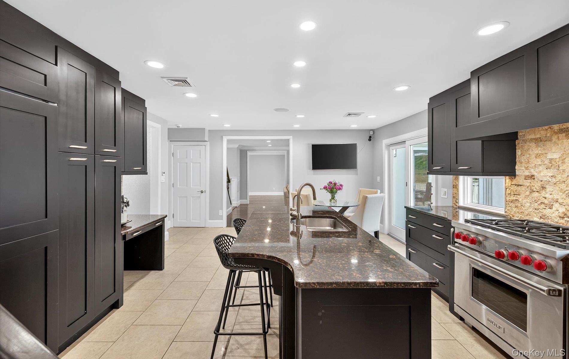 Single Family Yukon Nassau County, NY 11797, MLS-900809-36