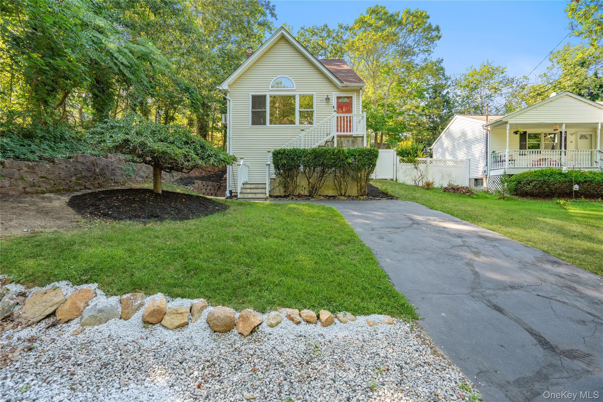 Single Family Friendship Suffolk County, NY 11778, MLS-900815-2