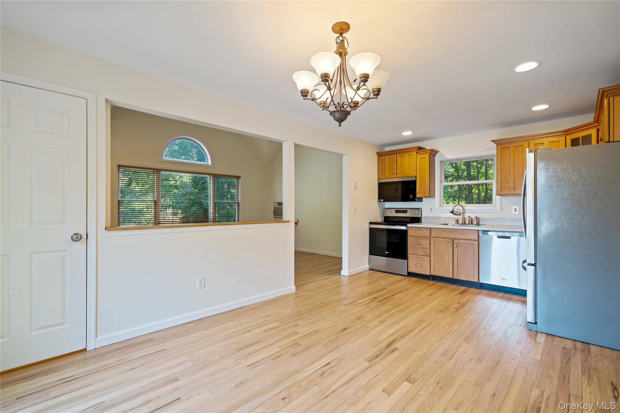 Single Family Friendship Suffolk County, NY 11778, MLS-900815-7