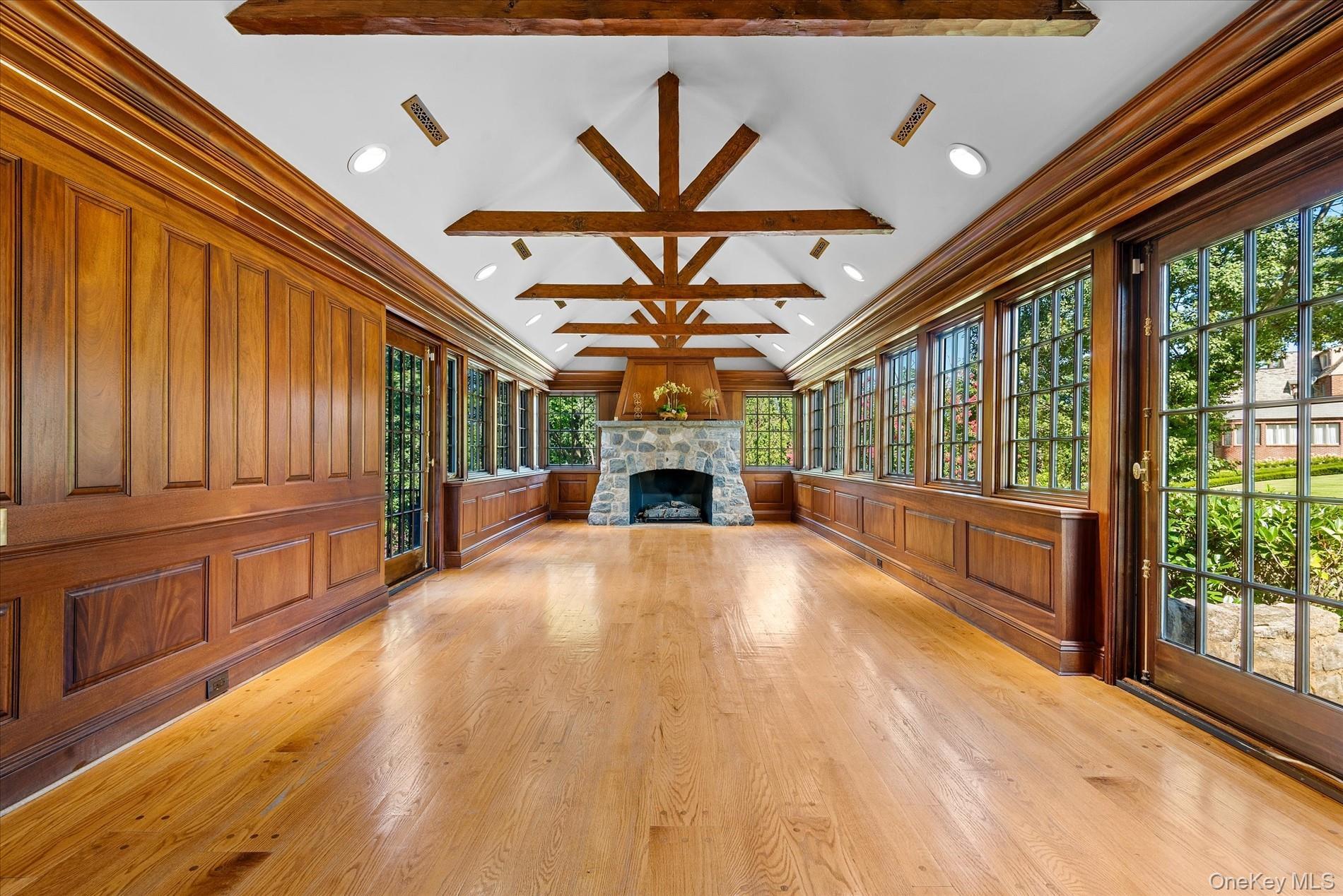 Single Family Wildwood Nassau County, NY 11024, MLS-900841-22