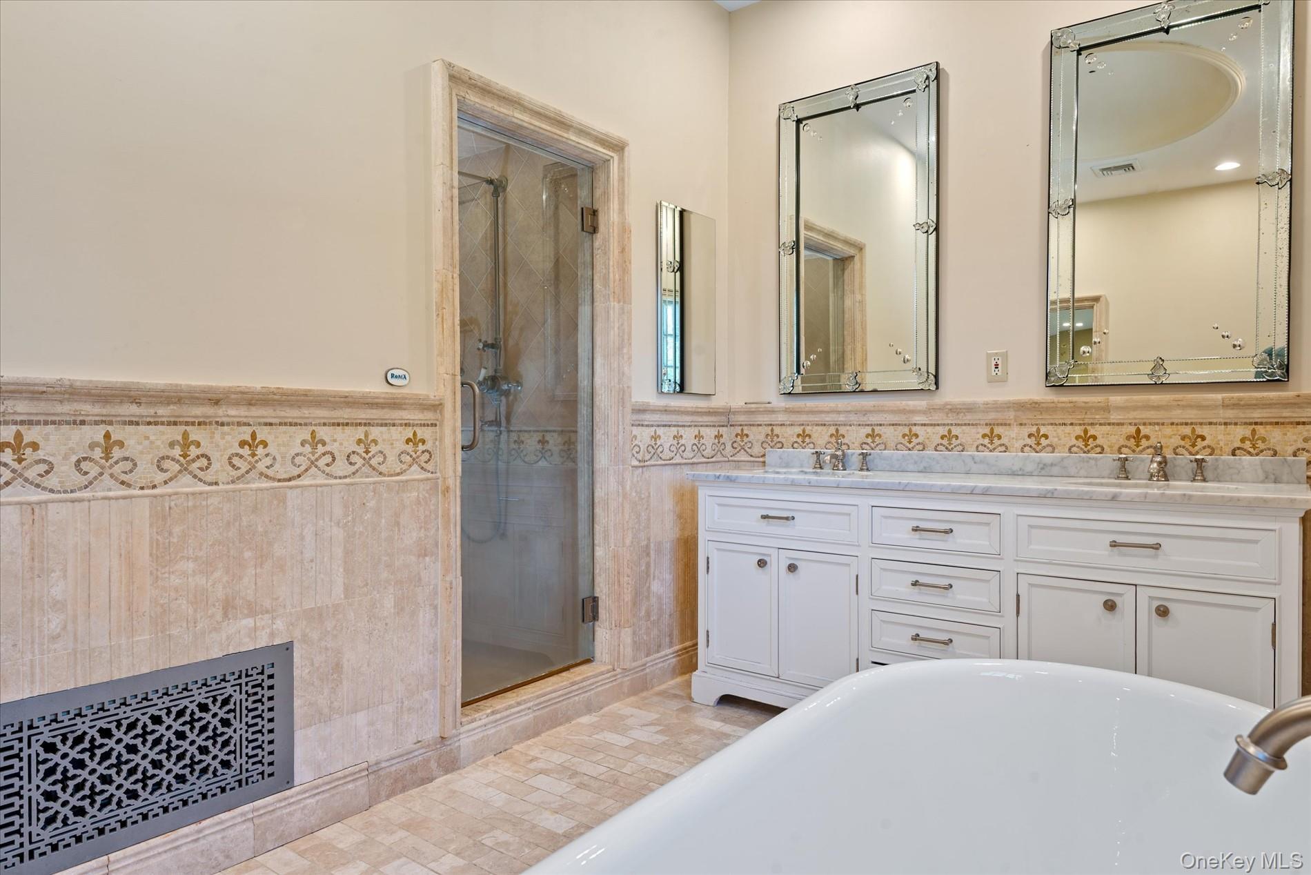 Single Family Wildwood Nassau County, NY 11024, MLS-900841-30