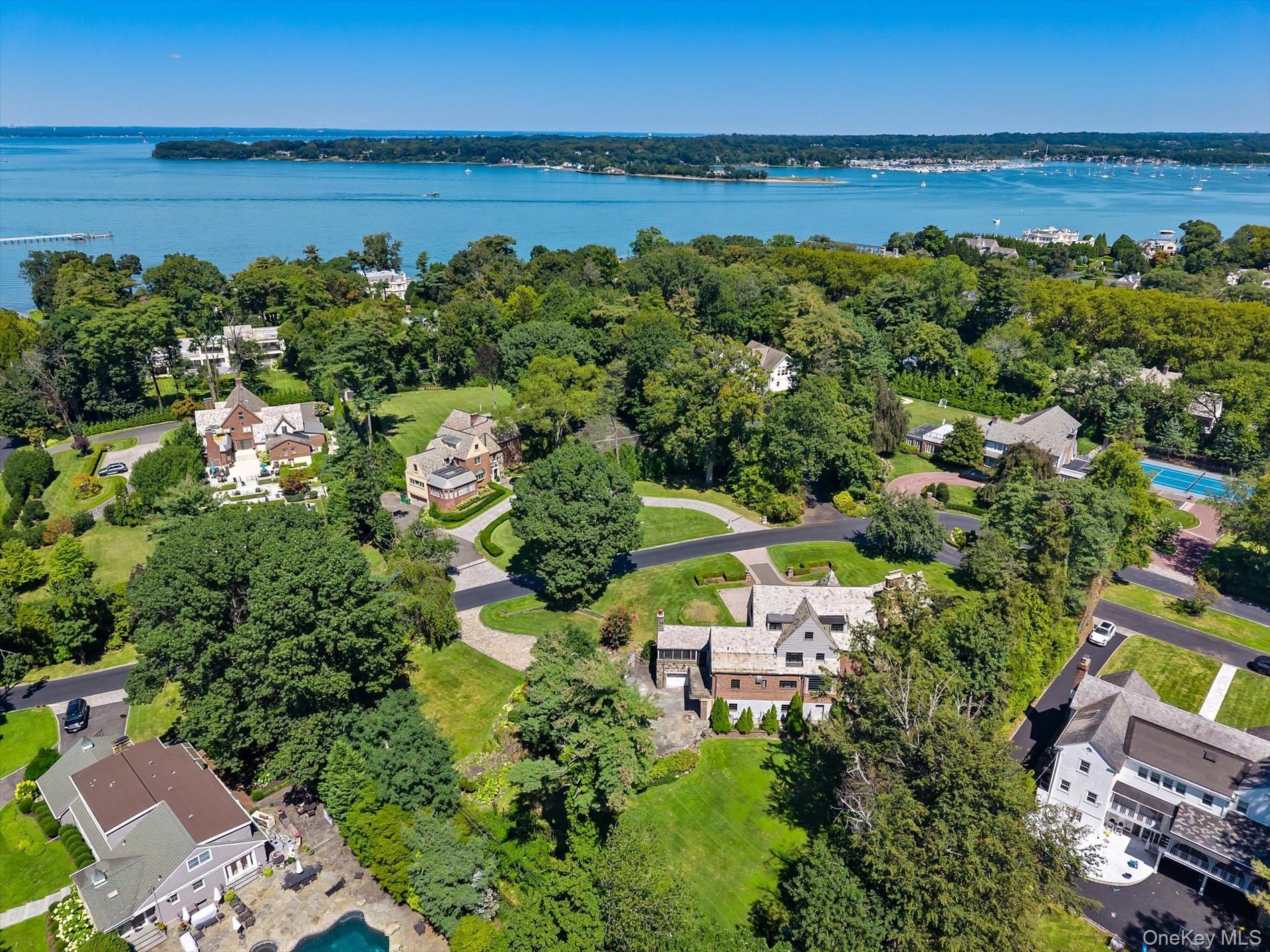 Single Family Wildwood Nassau County, NY 11024, MLS-900841-45