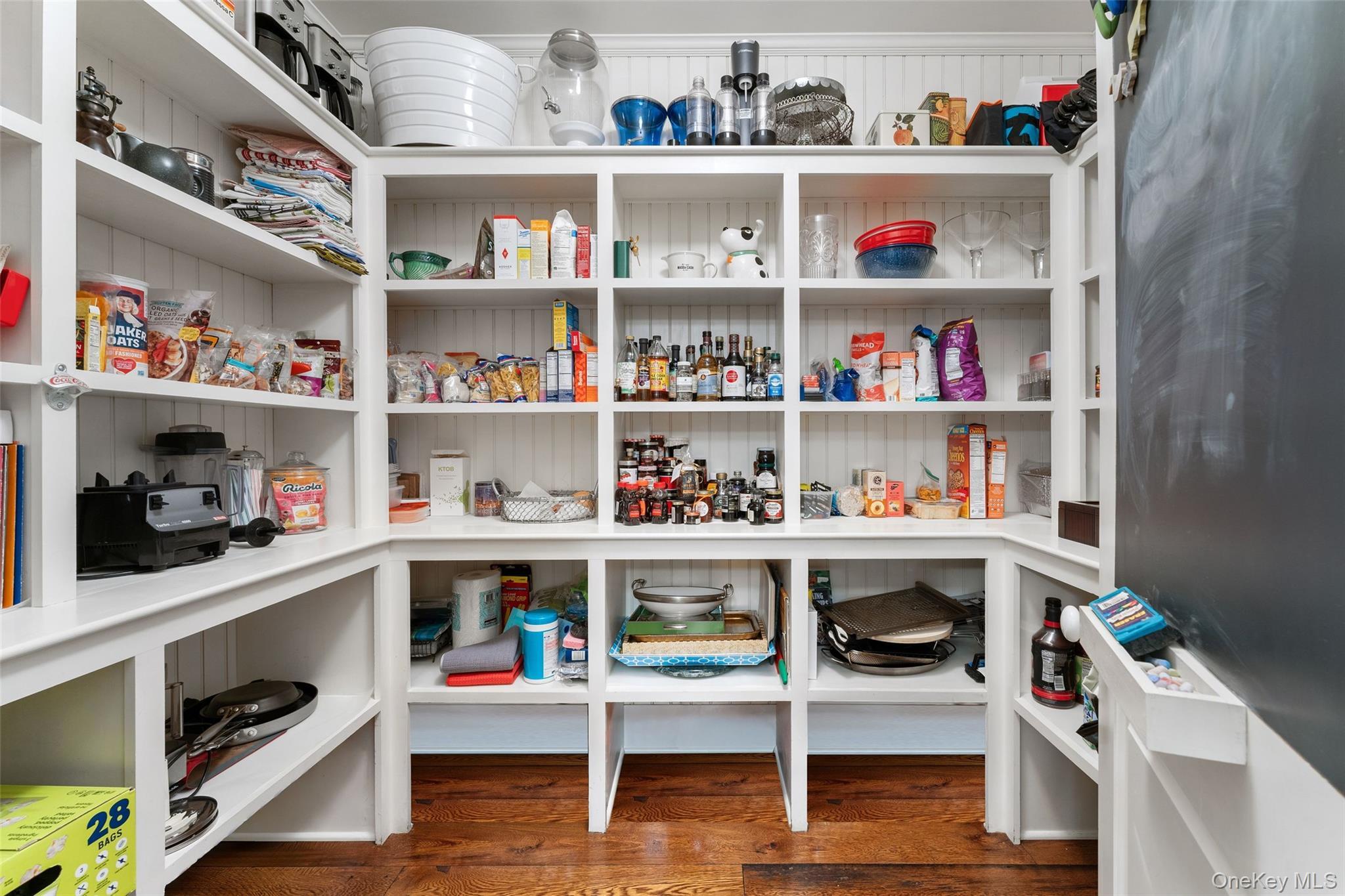 Single Family Garden Westchester County, NY 10583, MLS-900847-23