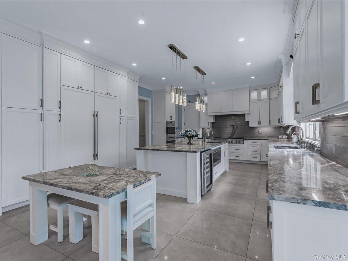 Single Family Harriman Nassau County, NY 11050, MLS-900881-16