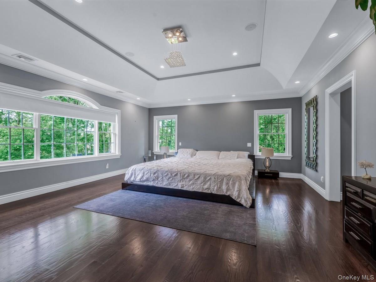 Single Family Harriman Nassau County, NY 11050, MLS-900881-24