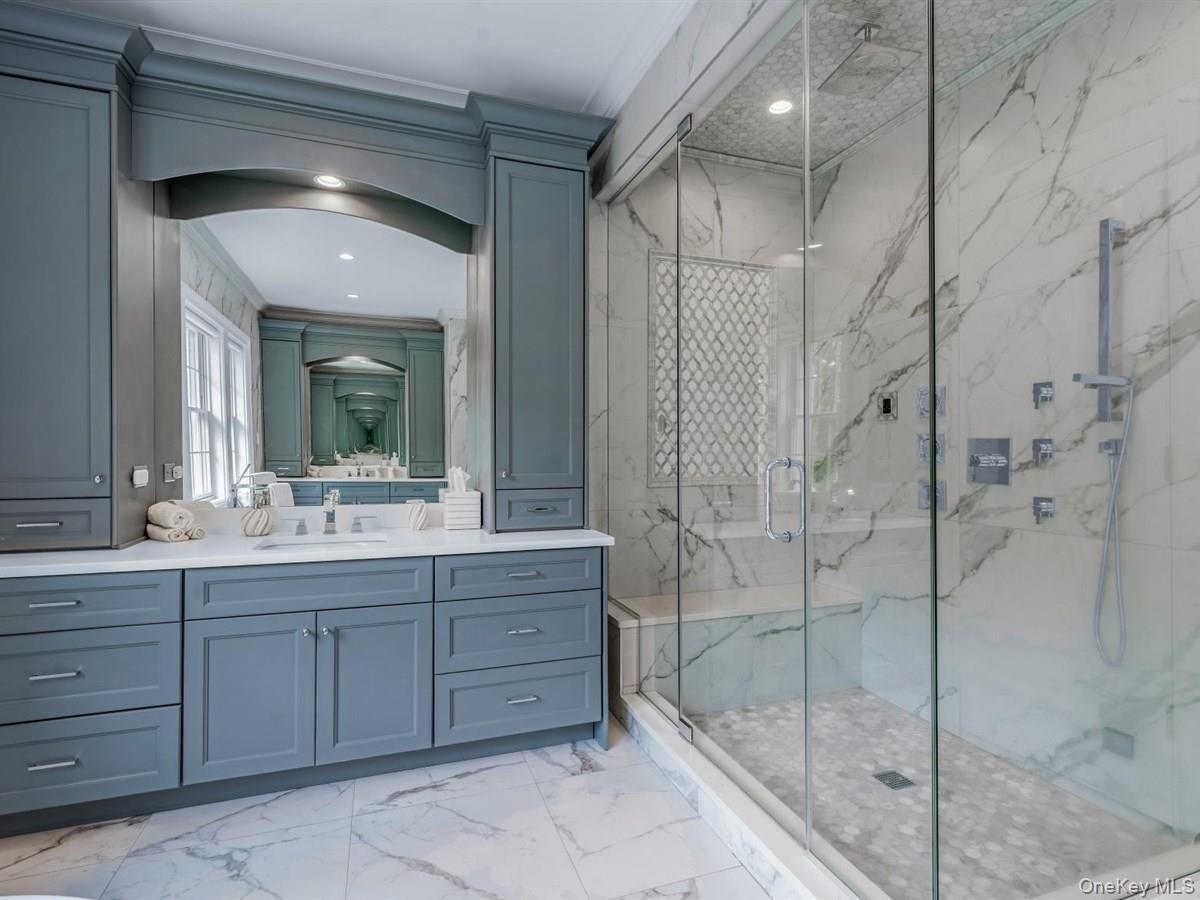 Single Family Harriman Nassau County, NY 11050, MLS-900881-27