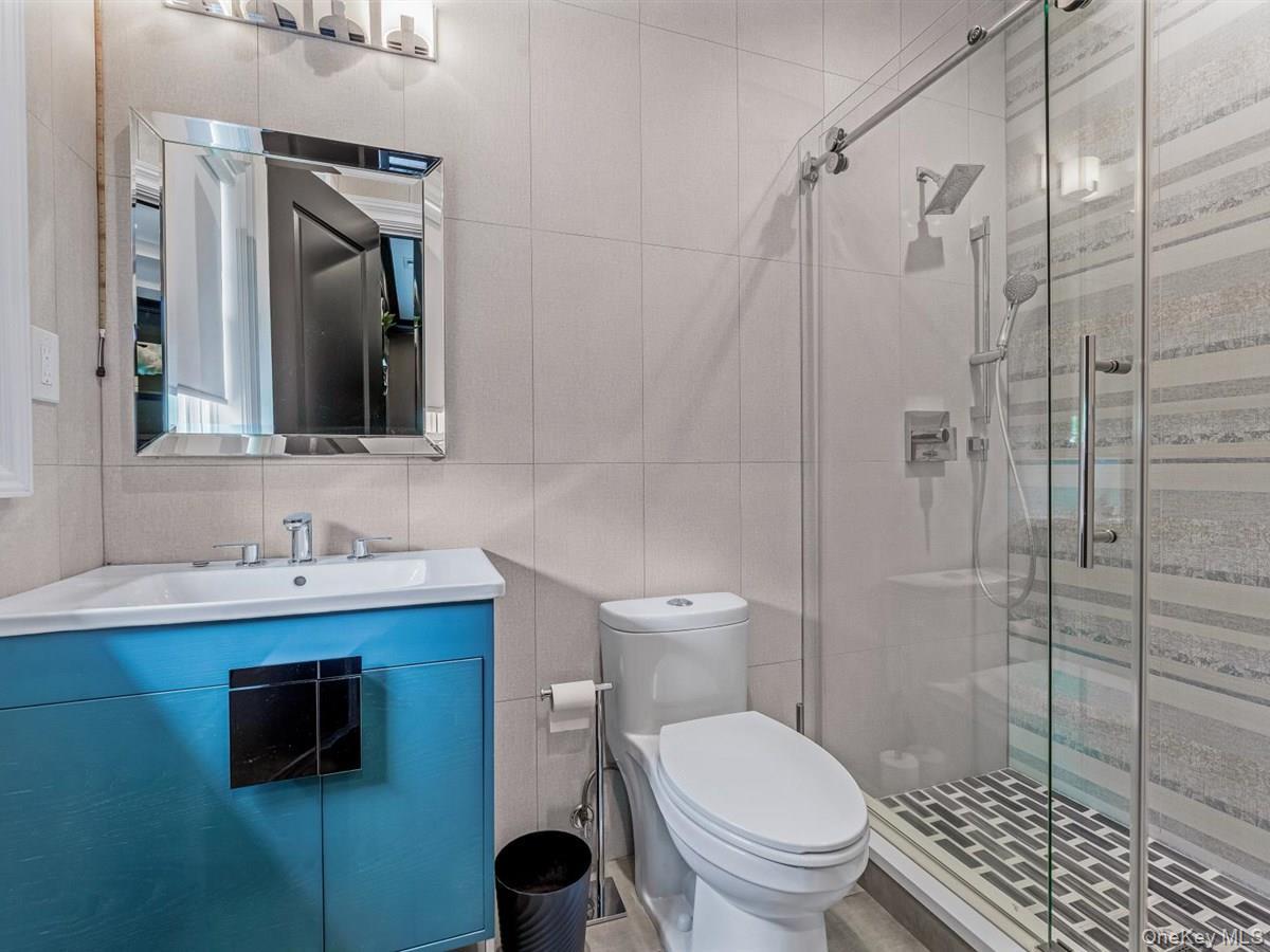 Single Family Harriman Nassau County, NY 11050, MLS-900881-29