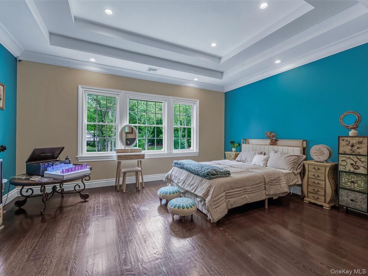 Single Family Harriman Nassau County, NY 11050, MLS-900881-30