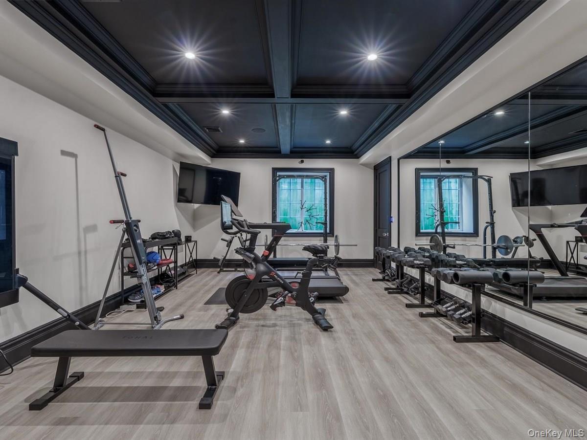 Single Family Harriman Nassau County, NY 11050, MLS-900881-41