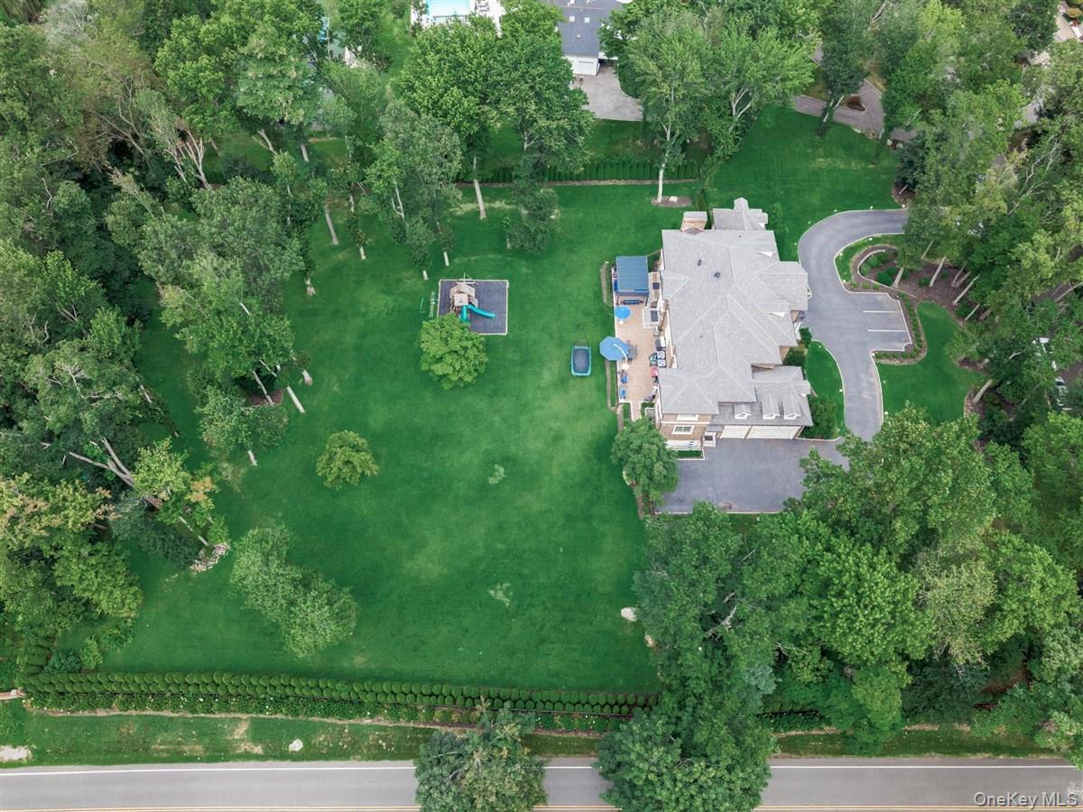 Single Family Harriman  Nassau County, NY 11050, MLS-900881-50