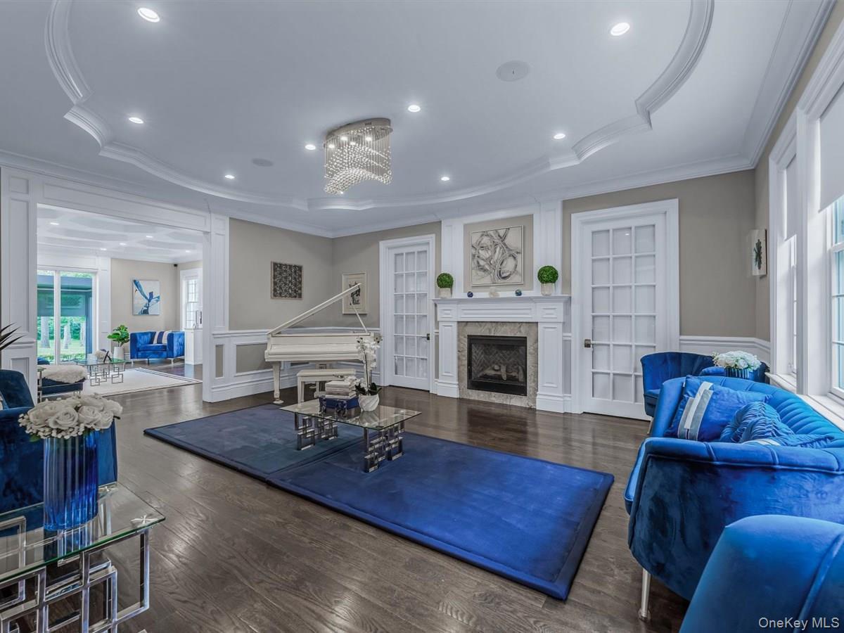 Single Family Harriman Nassau County, NY 11050, MLS-900881-7