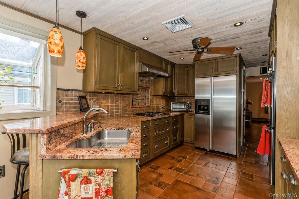 Single Family Howell  Nassau County, NY 11710, MLS-900905-12