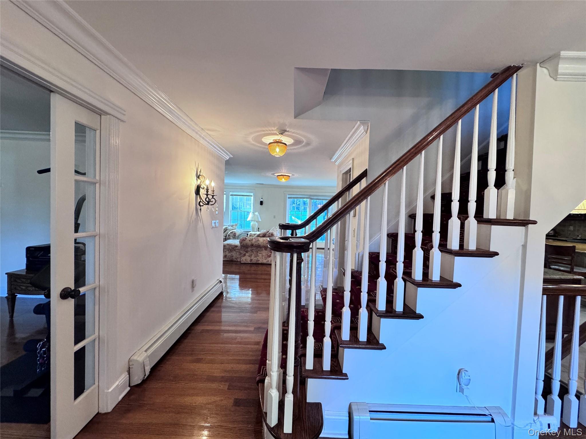 Single Family Moss Nassau County, NY 11753, MLS-900921-18