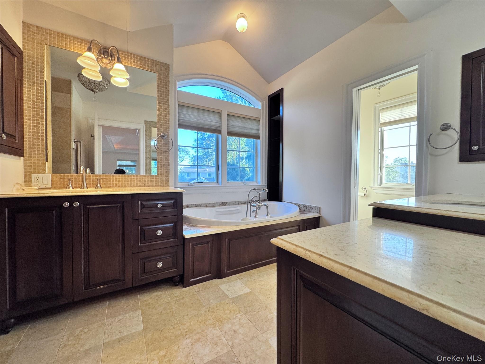 Single Family Moss Nassau County, NY 11753, MLS-900921-23