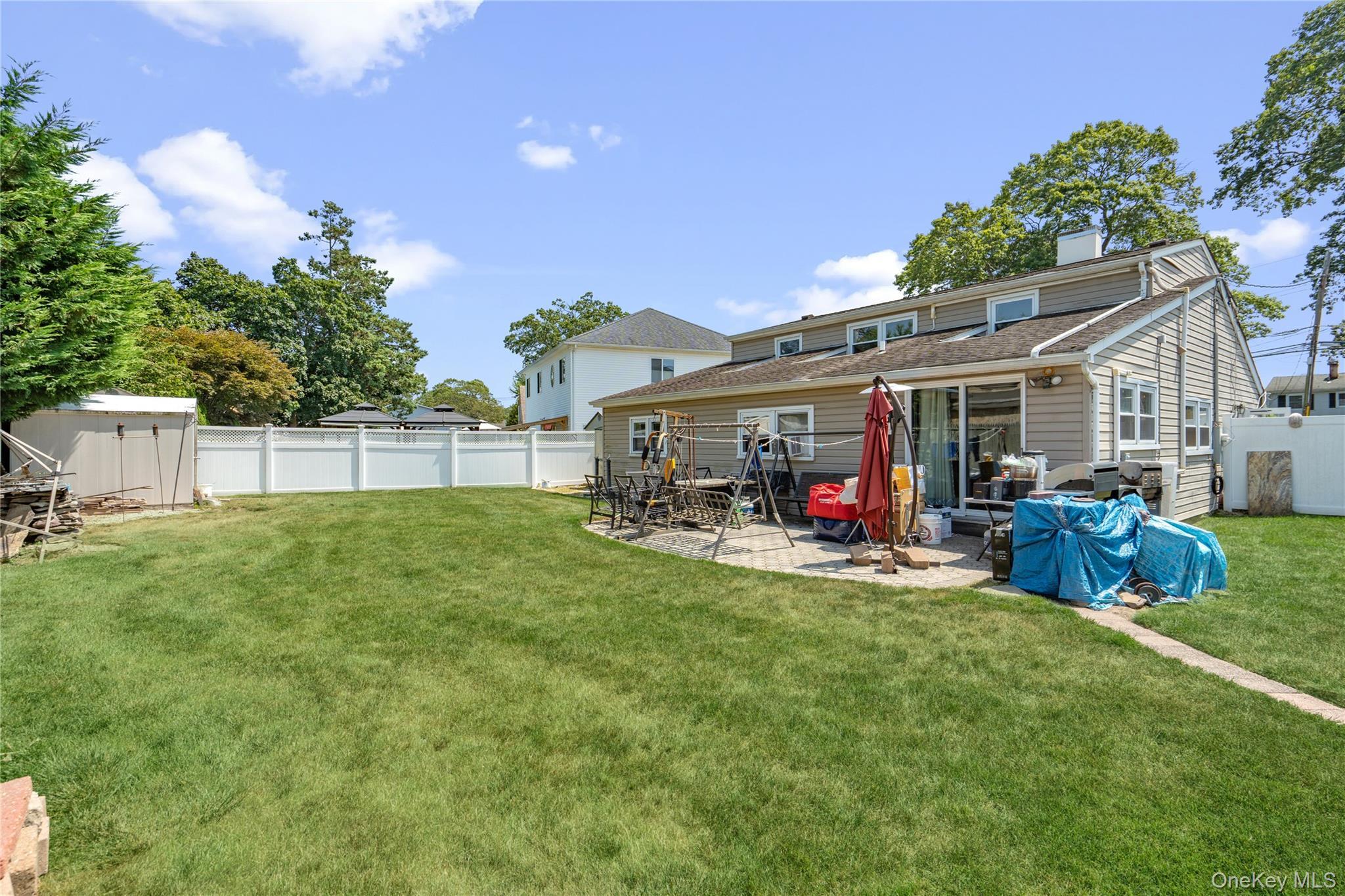 Single Family Rugby Nassau County, NY 11758, MLS-900927-22
