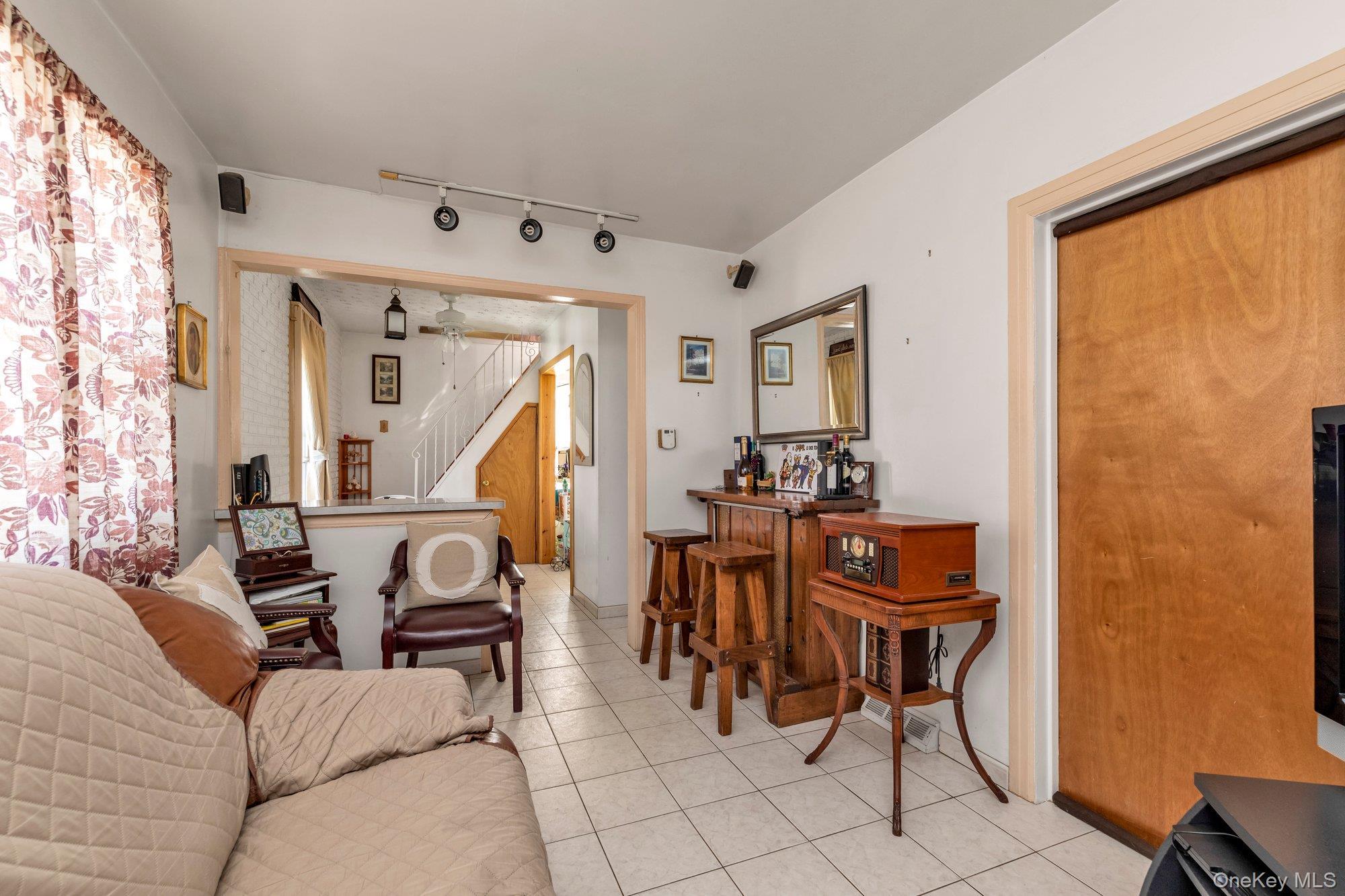 Single Family 124th Queens, NY 11420, MLS-900977-7