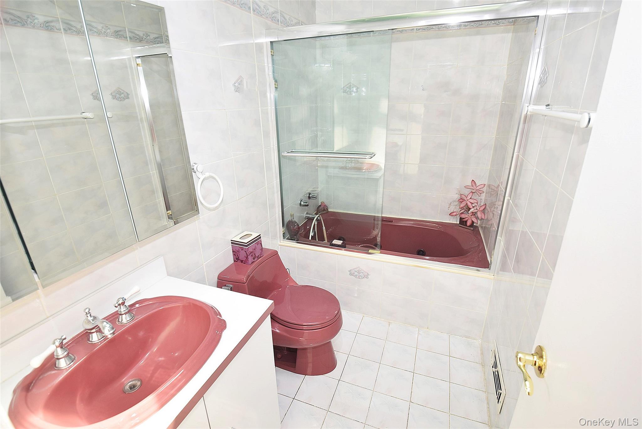 Single Family Lauren Suffolk County, NY 11746, MLS-900980-18