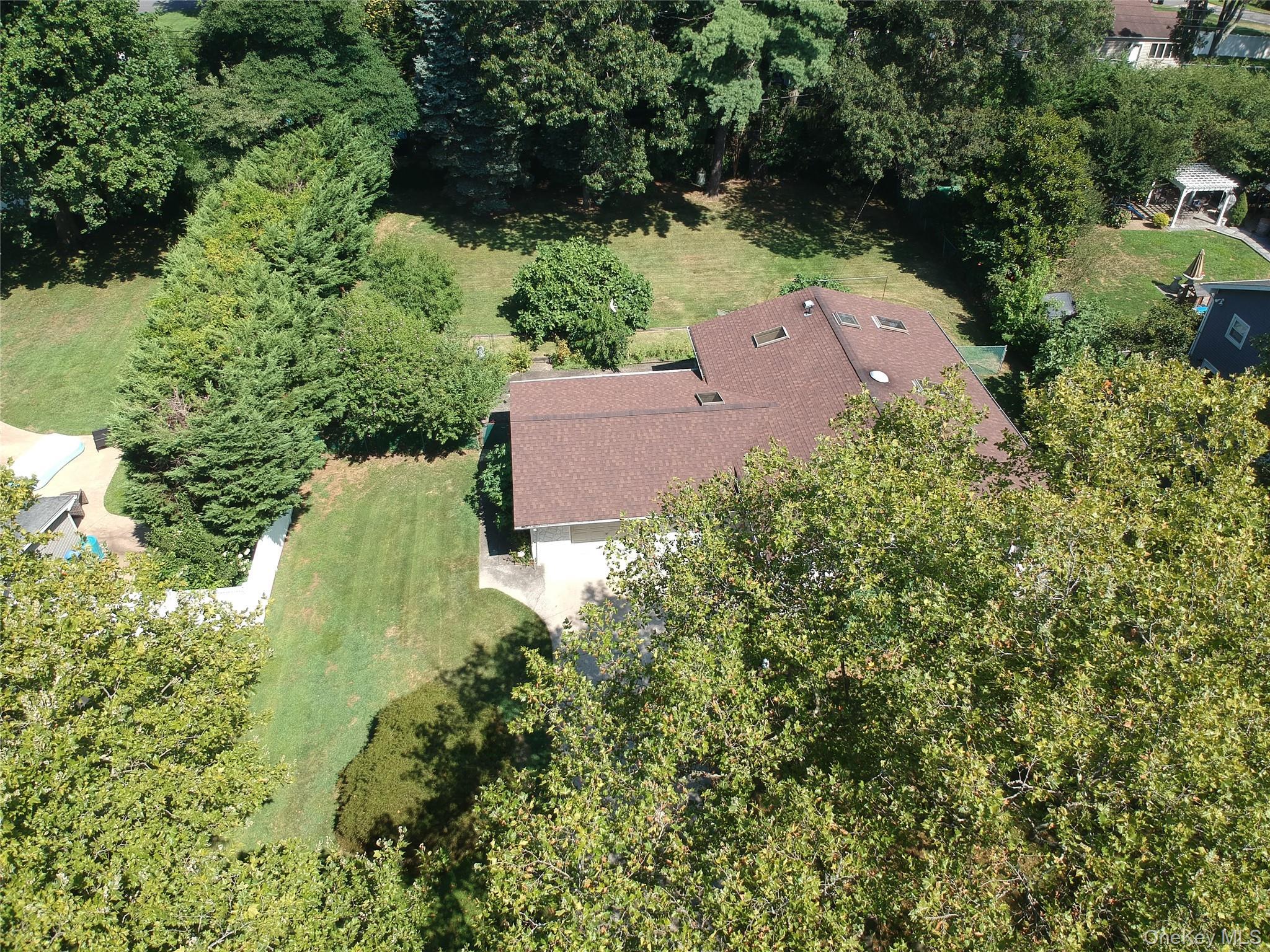 Single Family Lauren Suffolk County, NY 11746, MLS-900980-36