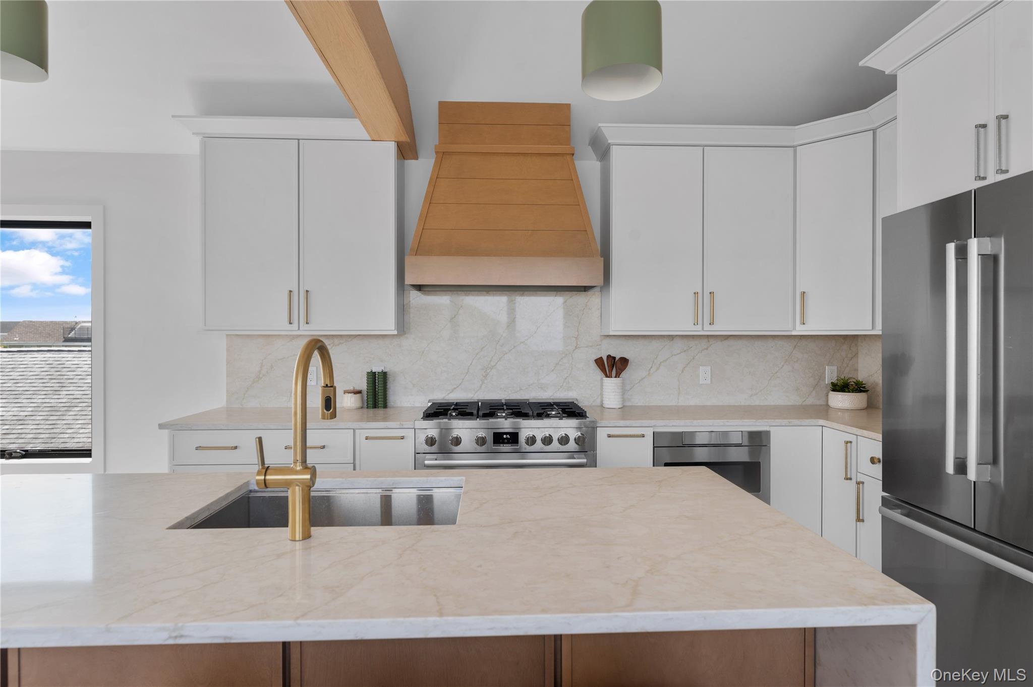 Single Family Wilmot Suffolk County, NY 11770, MLS-901003-10