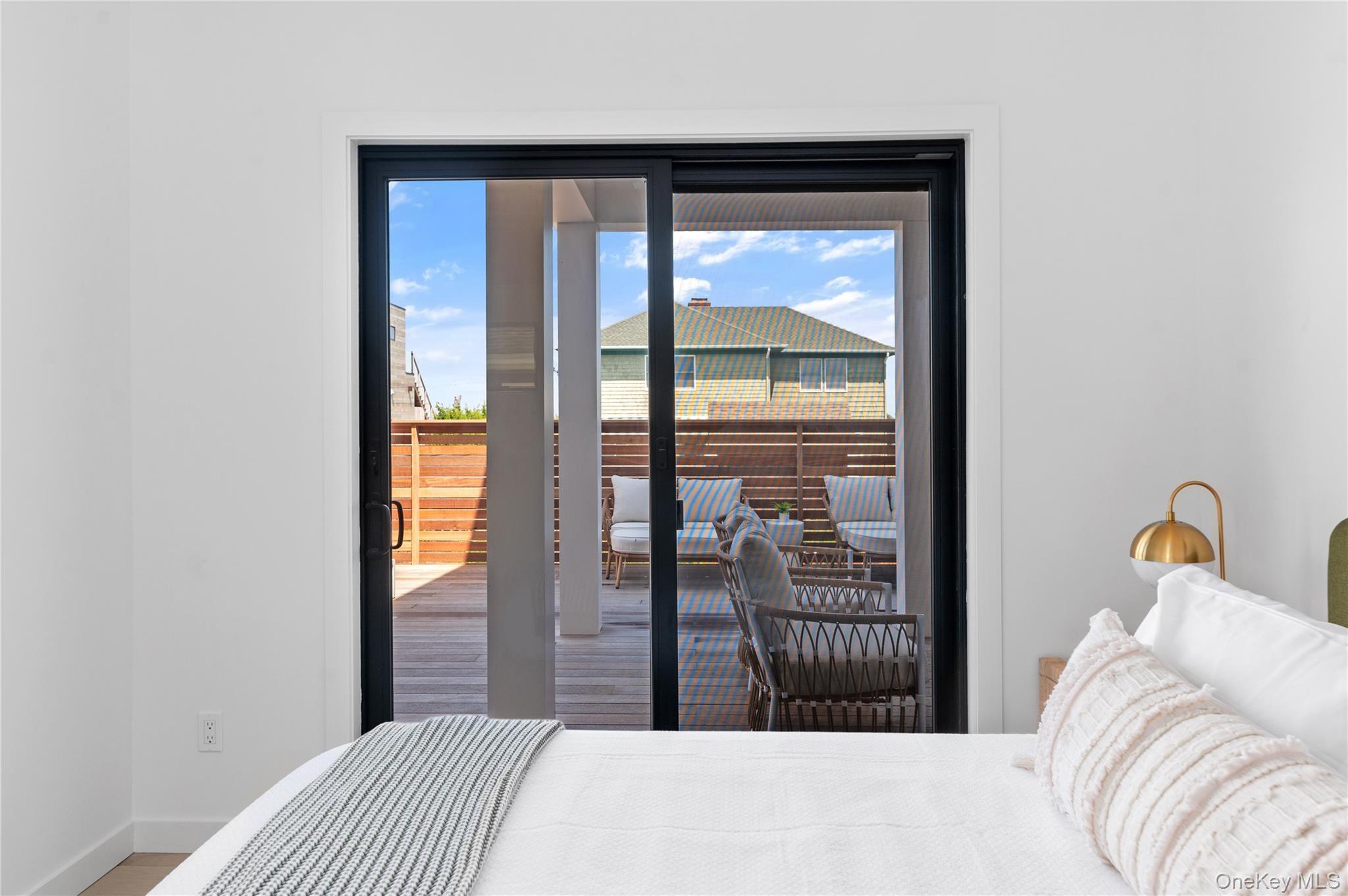 Single Family Wilmot Suffolk County, NY 11770, MLS-901003-17